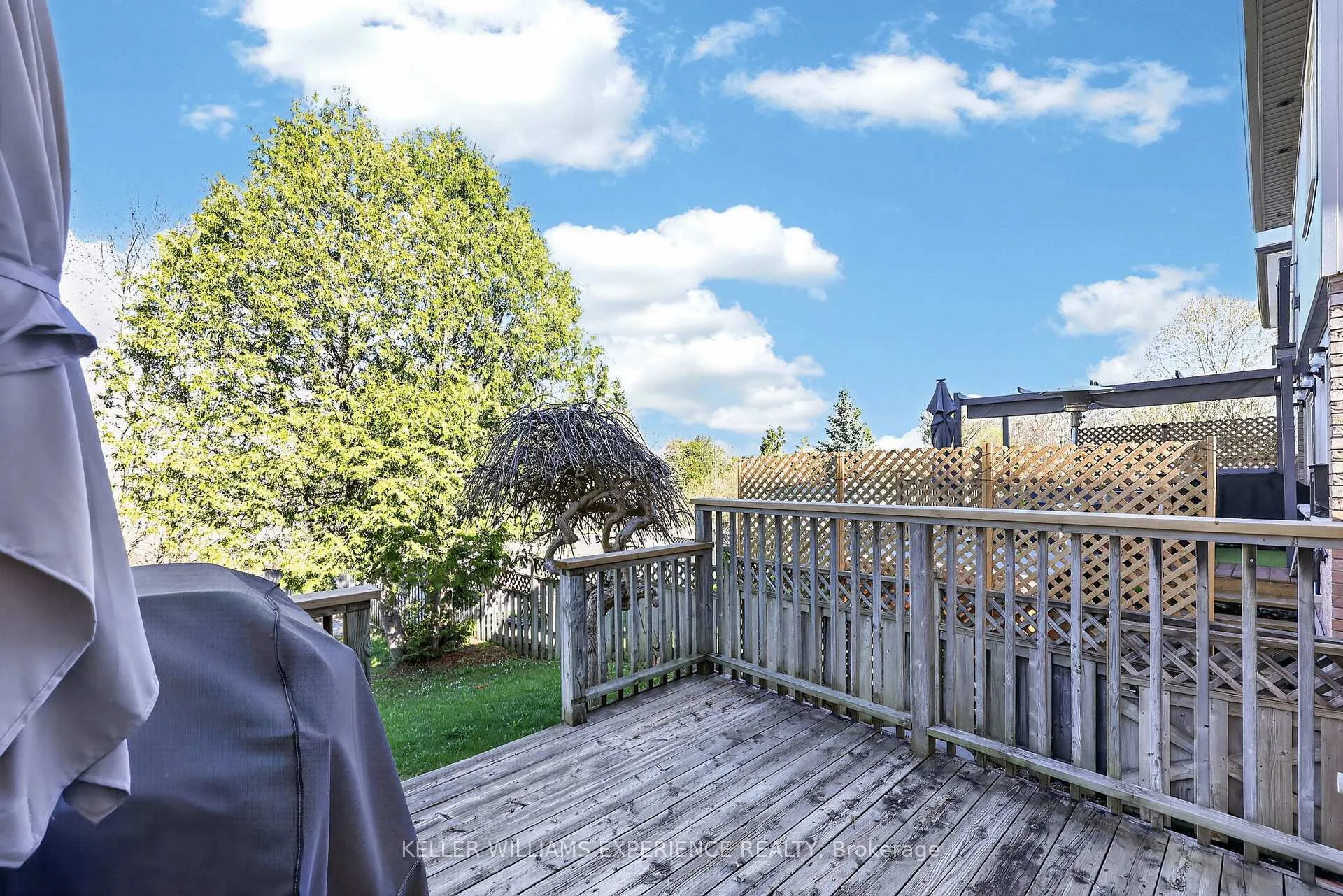 Photo 34 of 65 Garden Drive, Barrie, Allandale Heights — HOMEH