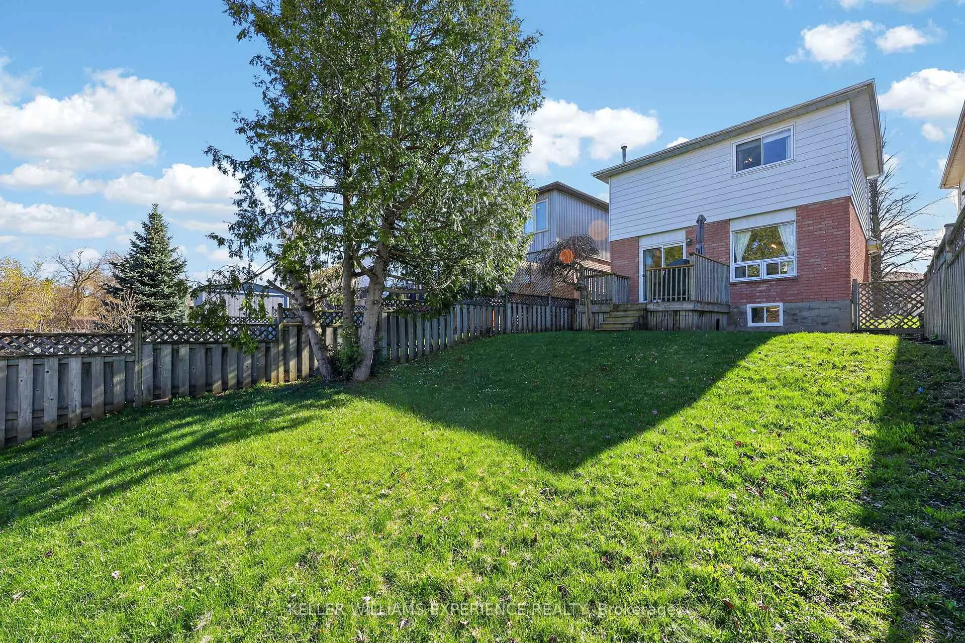 Photo 39 of 65 Garden Drive, Barrie, Allandale Heights — HOMEH