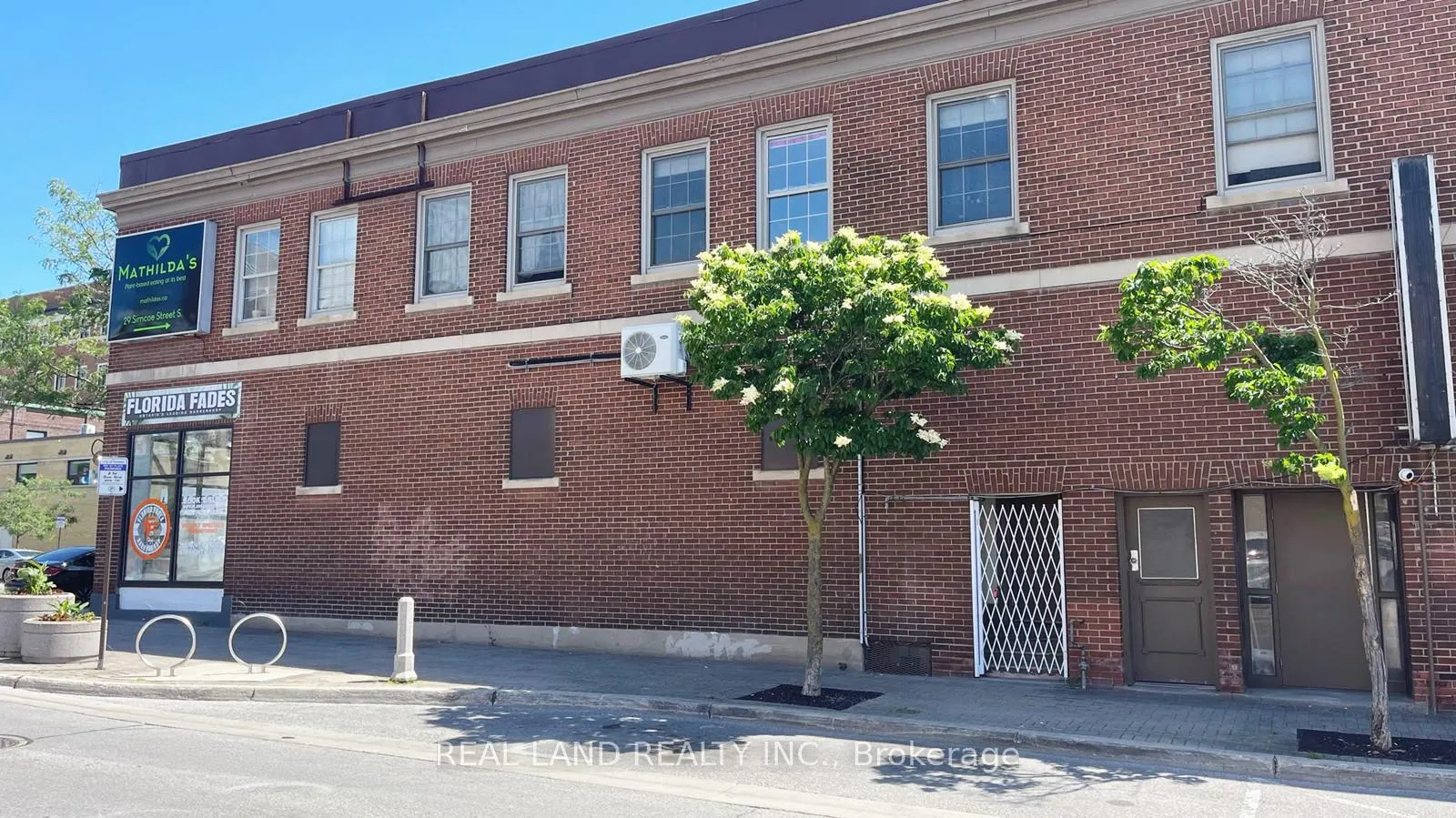 Photo 2 of Unit Unit 1, 31 King Street E, Oshawa, Central — HOMEH