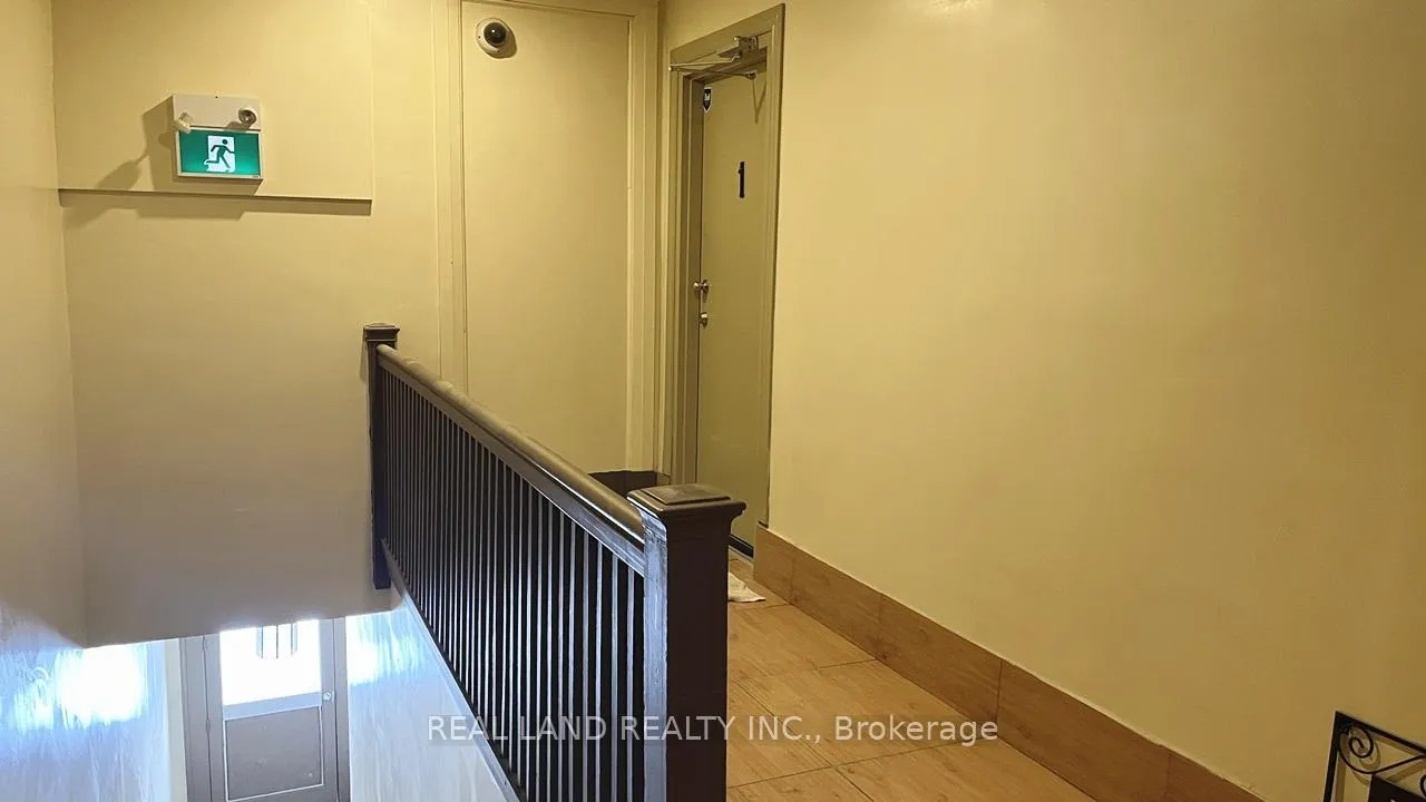 Photo 15 of Unit Unit 1, 31 King Street E, Oshawa, Central — HOMEH