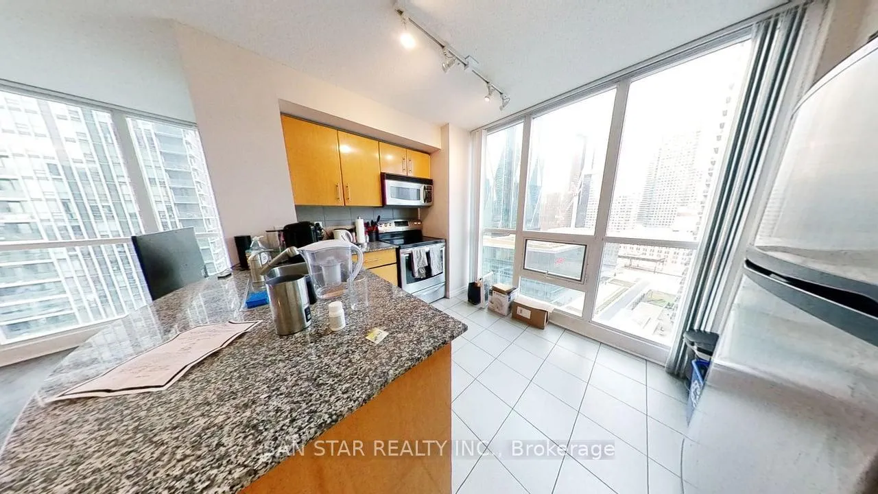Photo 3 of Unit 1902, 16 Yonge Street, Toronto, Waterfront Communities — HOMEH