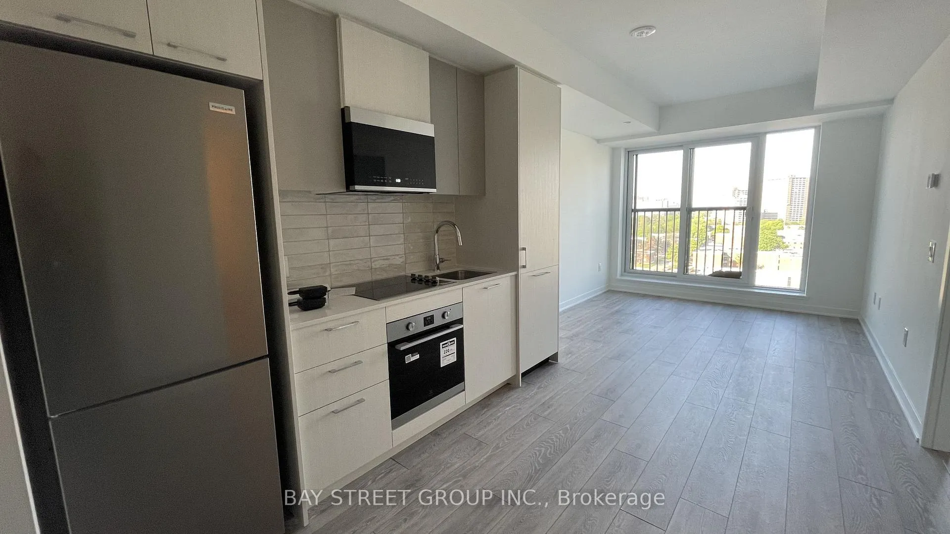 Photo 4 of Unit 902, 10 Oak Street, Toronto, Regent Park — HOMEH