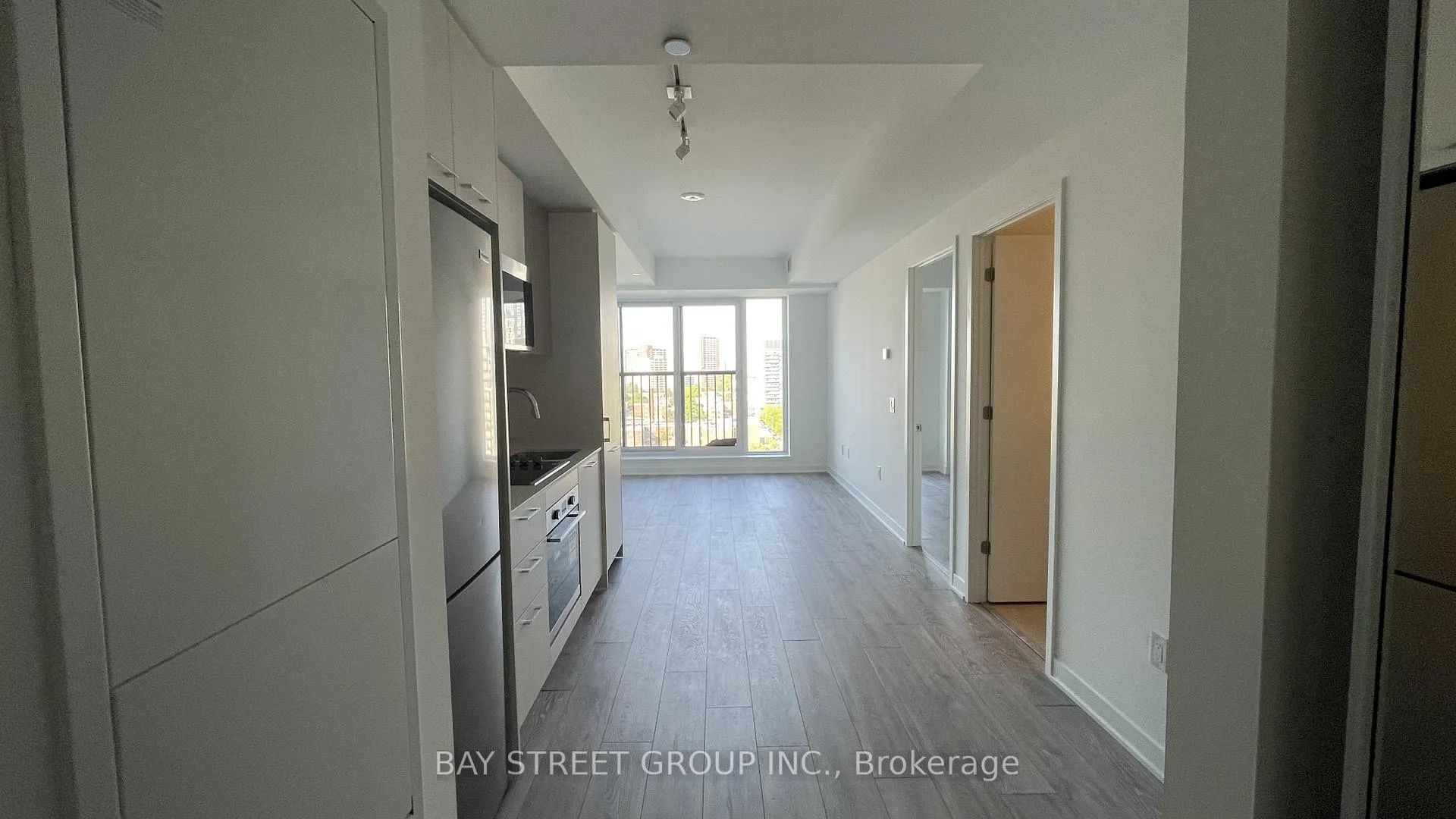 Photo 7 of Unit 902, 10 Oak Street, Toronto, Regent Park — HOMEH