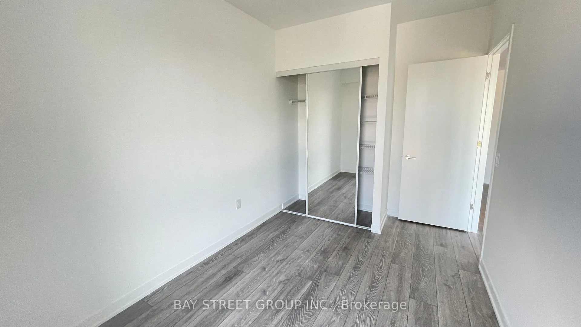 Photo 12 of Unit 902, 10 Oak Street, Toronto, Regent Park — HOMEH