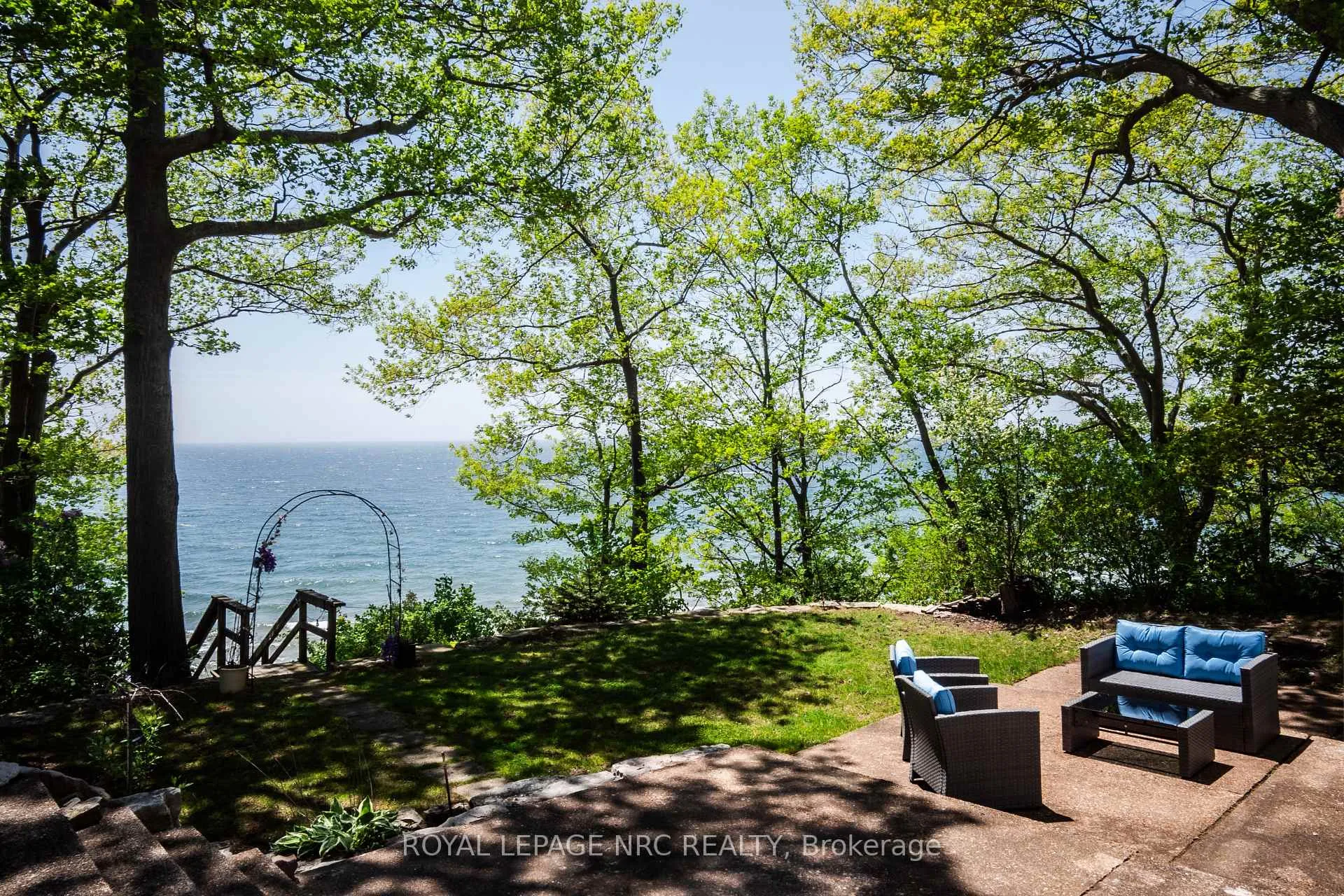 Photo 25 of 10245 Camelot Drive, Wainfleet, Lakeshore — HOMEH
