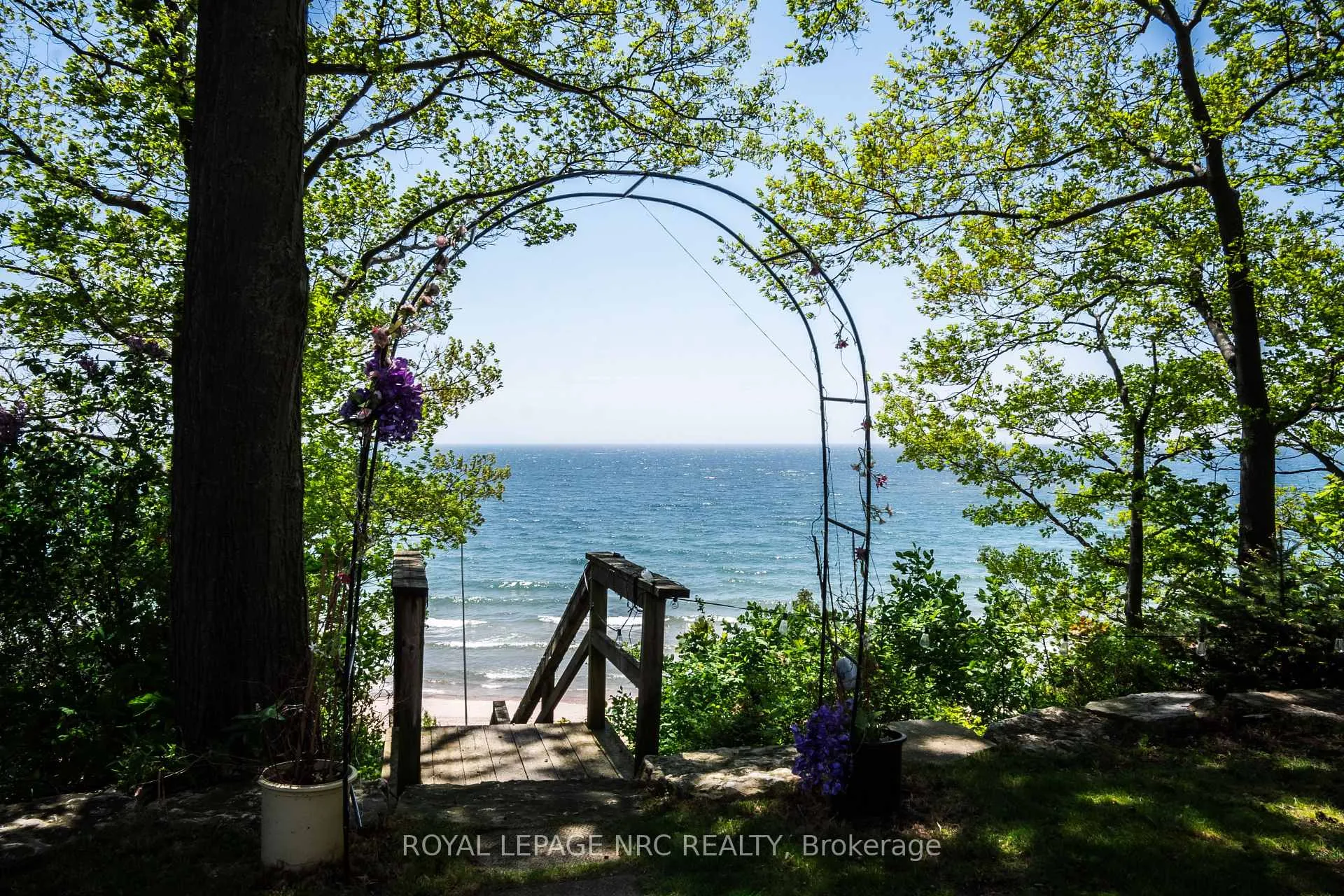 Photo 26 of 10245 Camelot Drive, Wainfleet, Lakeshore — HOMEH