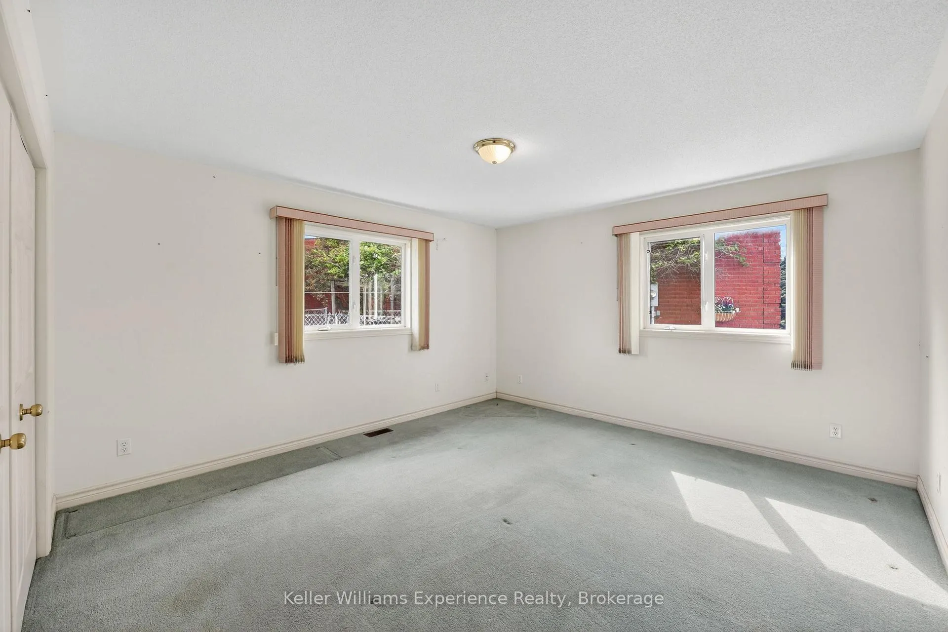 Photo 7 of 5 Bridle Road, Penetanguishene — HOMEH
