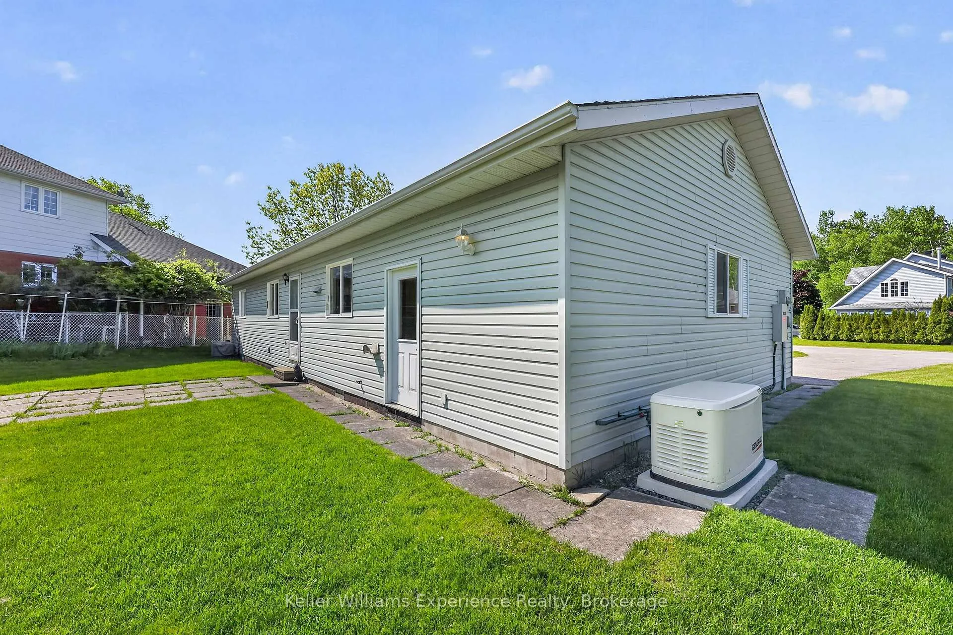 Photo 15 of 5 Bridle Road, Penetanguishene — HOMEH