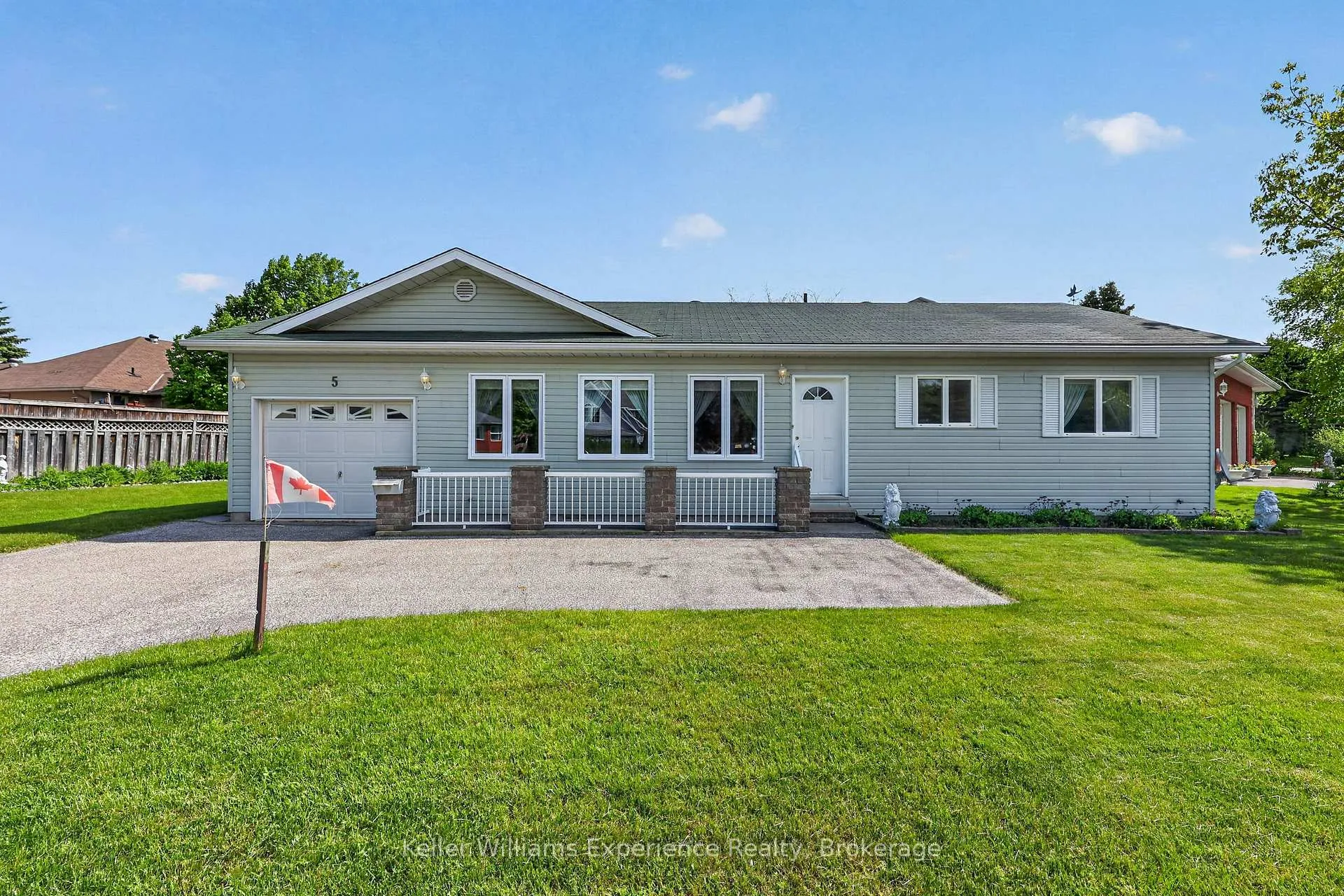Photo 23 of 5 Bridle Road, Penetanguishene — HOMEH