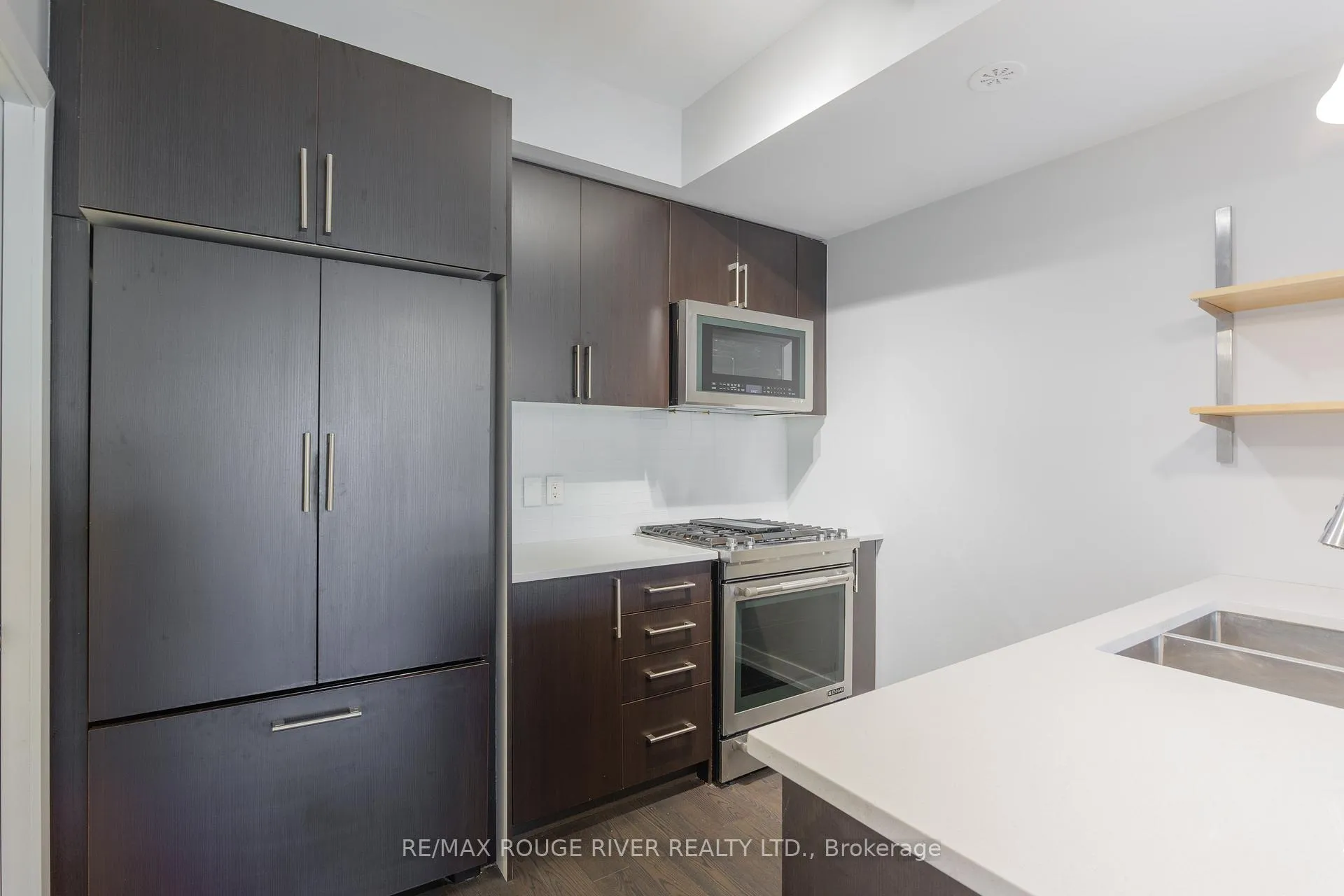 Photo 8 of Unit 4, 26 Ernest Avenue, Toronto, Dovercourt-Wallace Emerson-Junction — HOMEH