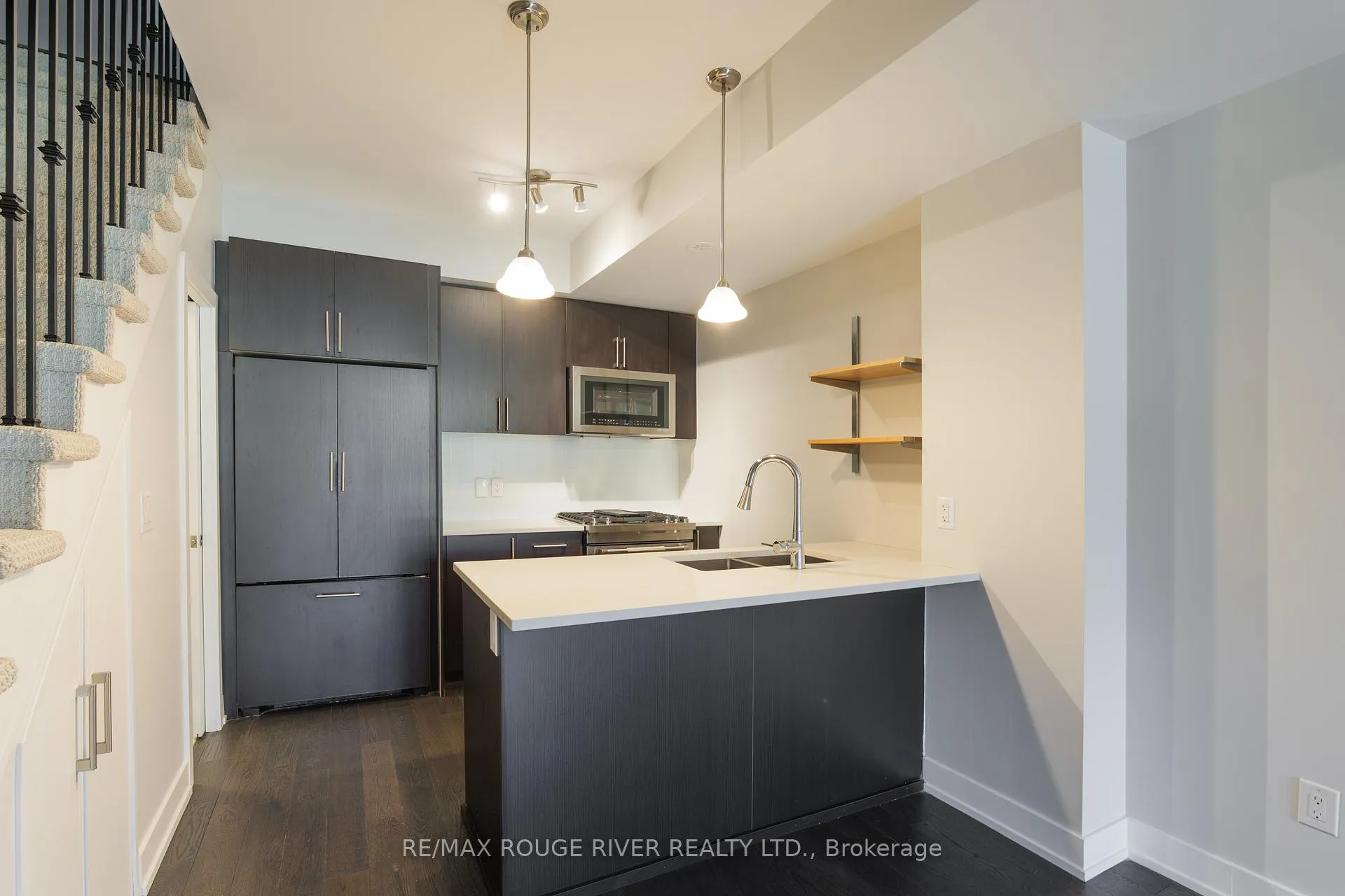 Photo 9 of Unit 4, 26 Ernest Avenue, Toronto, Dovercourt-Wallace Emerson-Junction — HOMEH