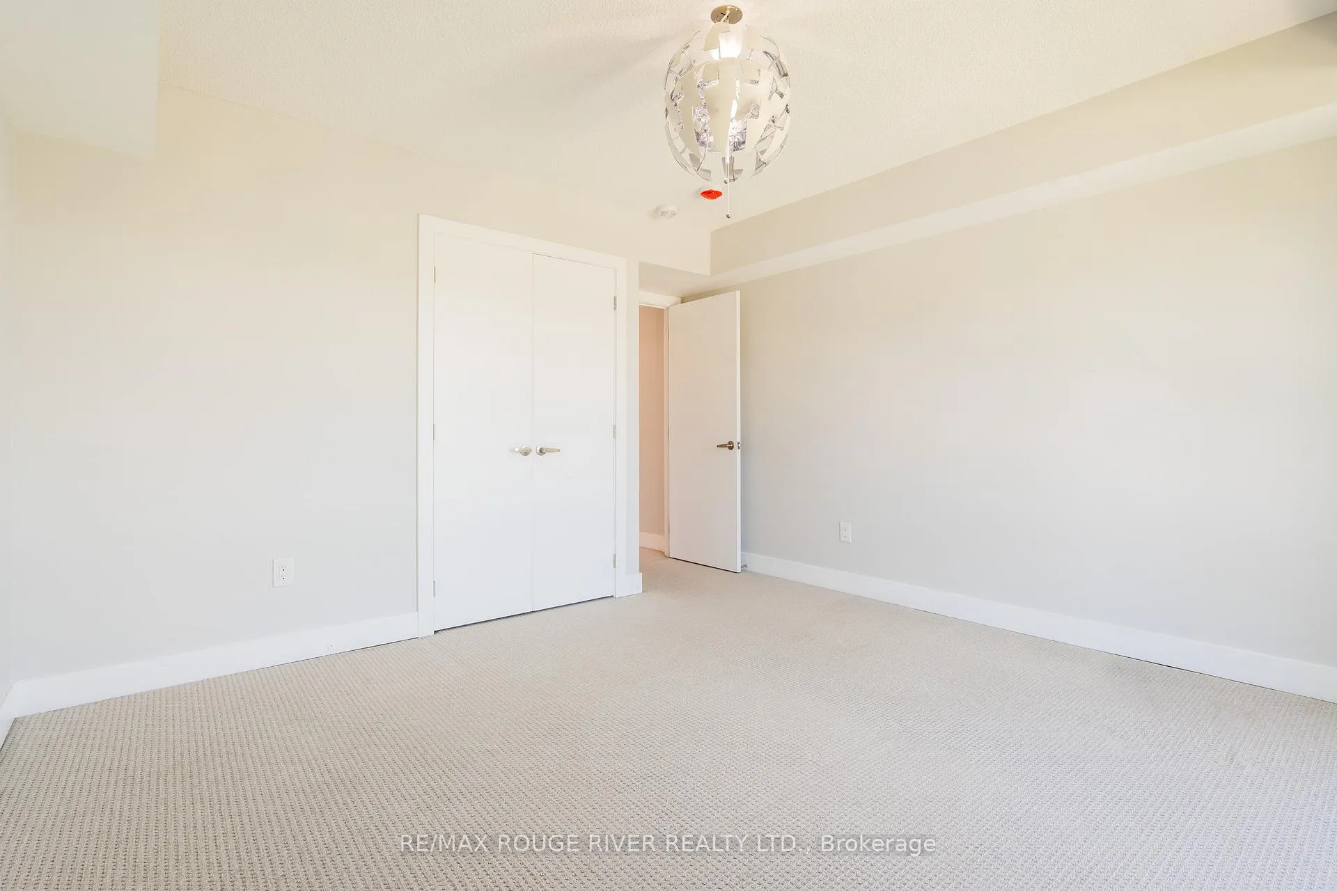 Photo 13 of Unit 4, 26 Ernest Avenue, Toronto, Dovercourt-Wallace Emerson-Junction — HOMEH