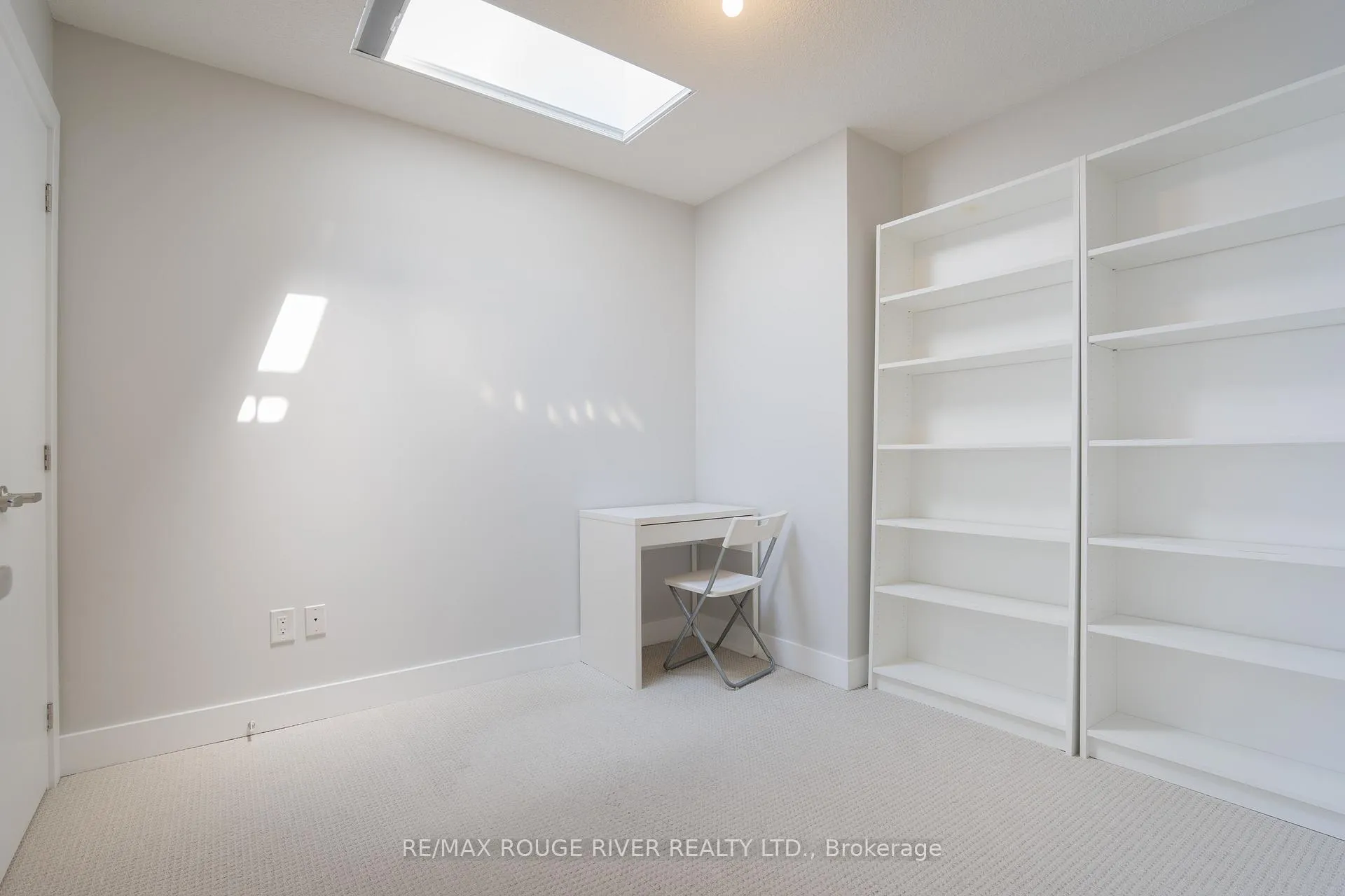 Photo 15 of Unit 4, 26 Ernest Avenue, Toronto, Dovercourt-Wallace Emerson-Junction — HOMEH