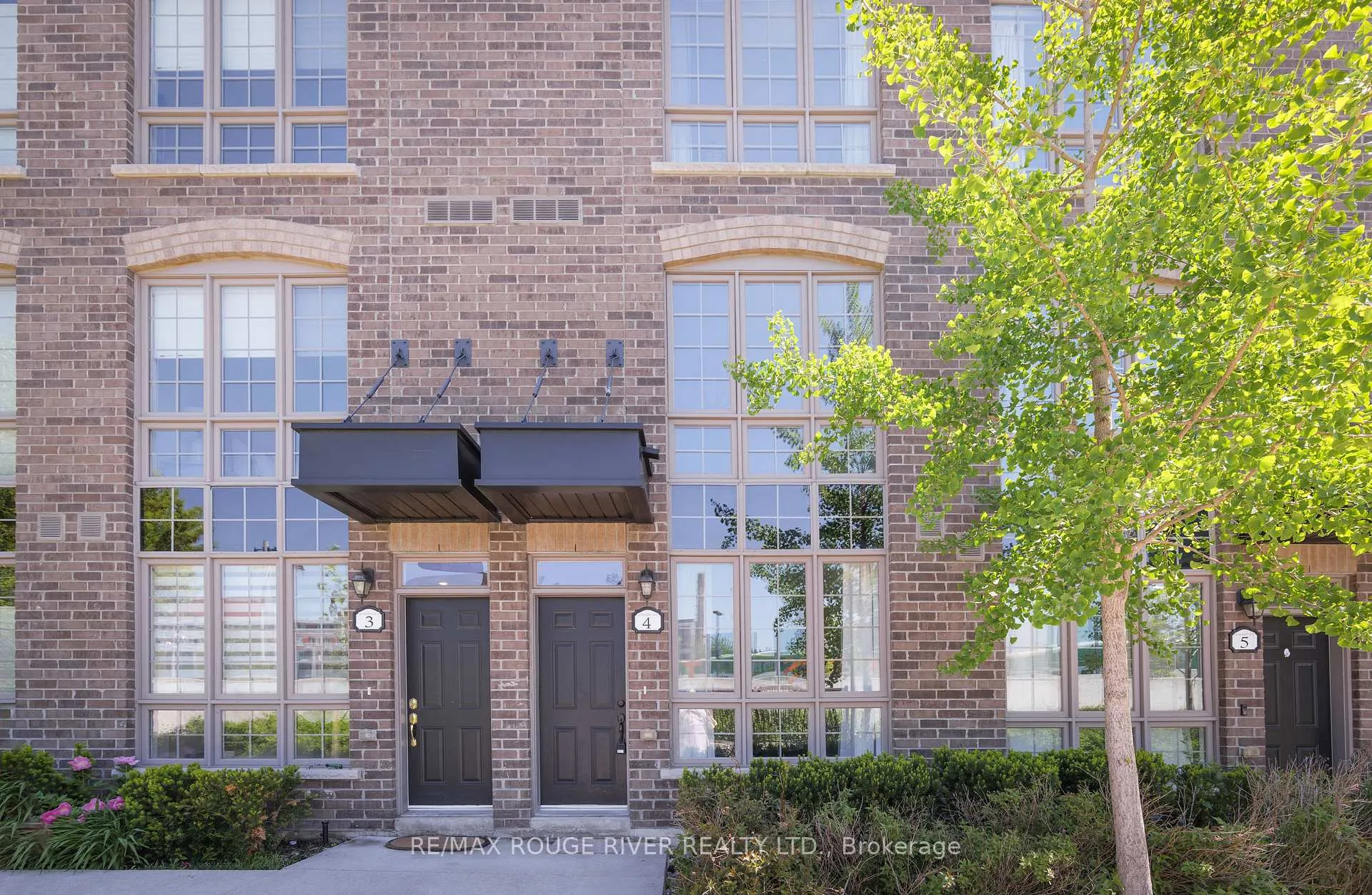 Photo 22 of Unit 4, 26 Ernest Avenue, Toronto, Dovercourt-Wallace Emerson-Junction — HOMEH