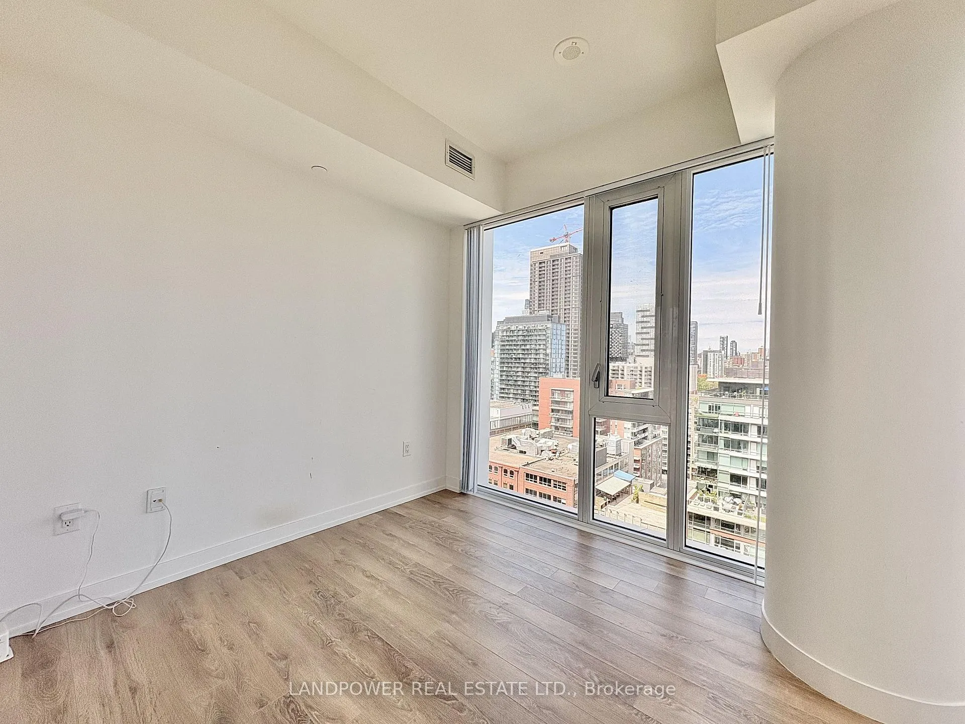 Photo 14 of Unit 1620, 158 Front Street E, Toronto, Moss Park — HOMEH