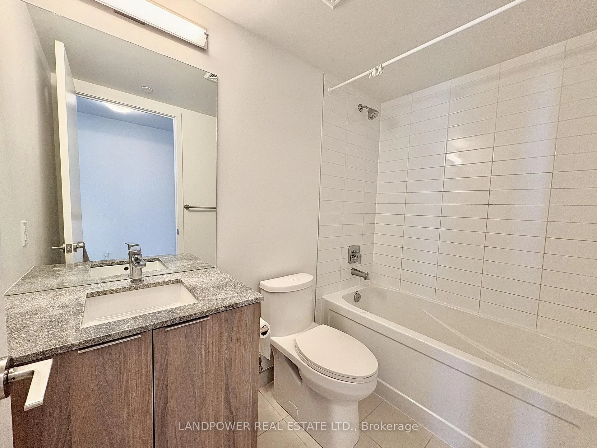Photo 16 of Unit 1620, 158 Front Street E, Toronto, Moss Park — HOMEH