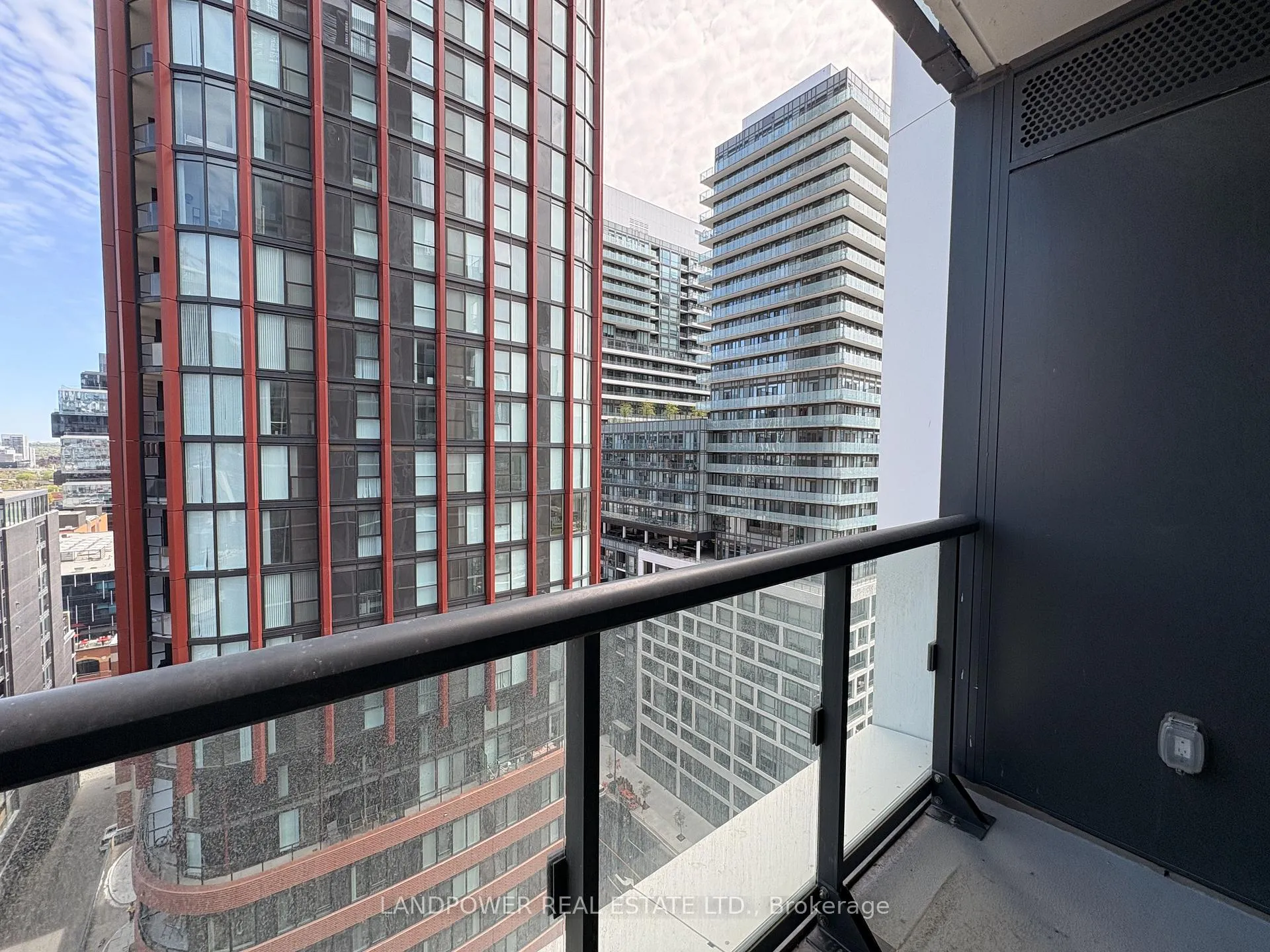 Photo 17 of Unit 1620, 158 Front Street E, Toronto, Moss Park — HOMEH