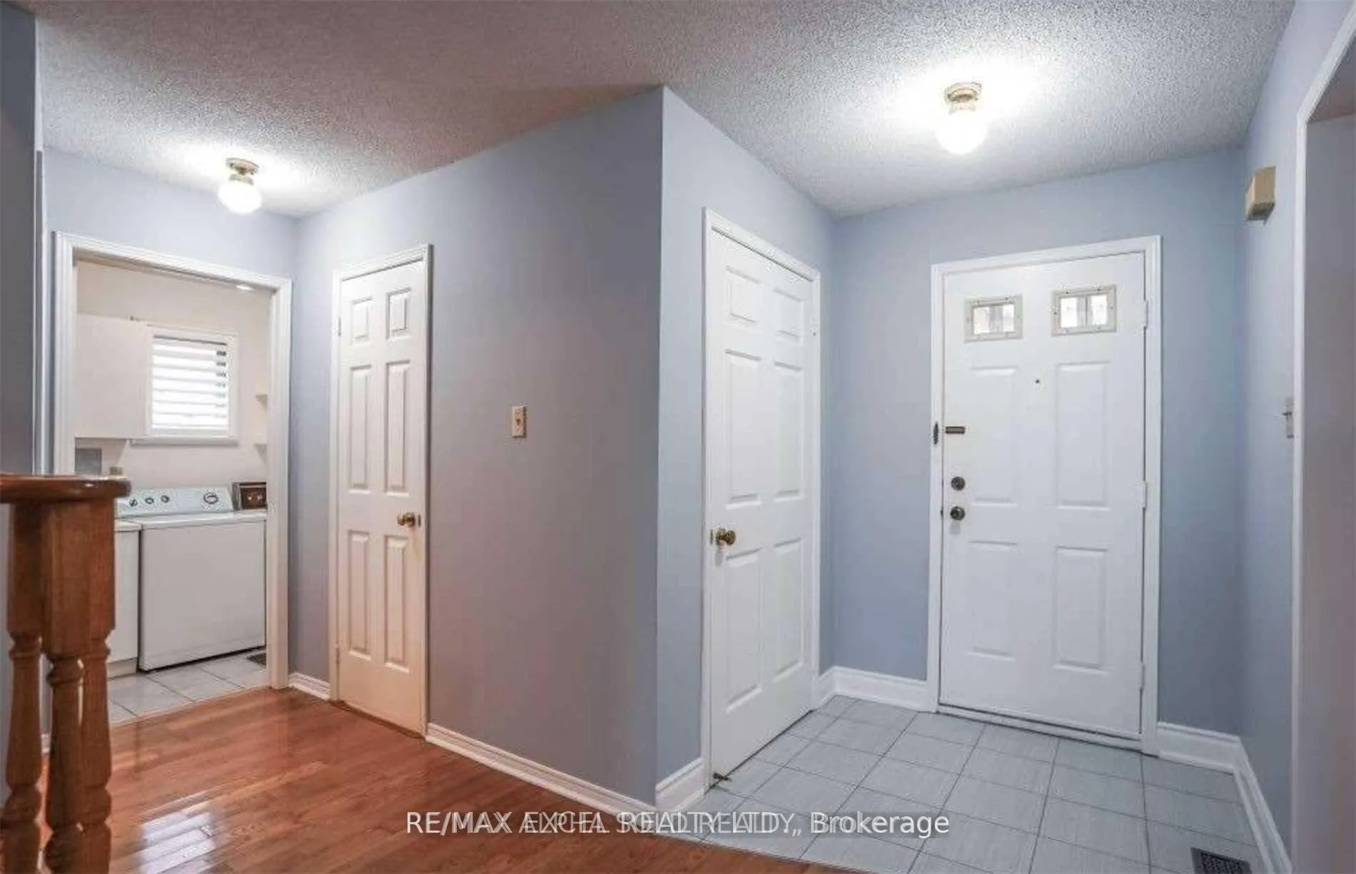Photo 2 of 59 Dewberry Drive, Markham, Middlefield — HOMEH