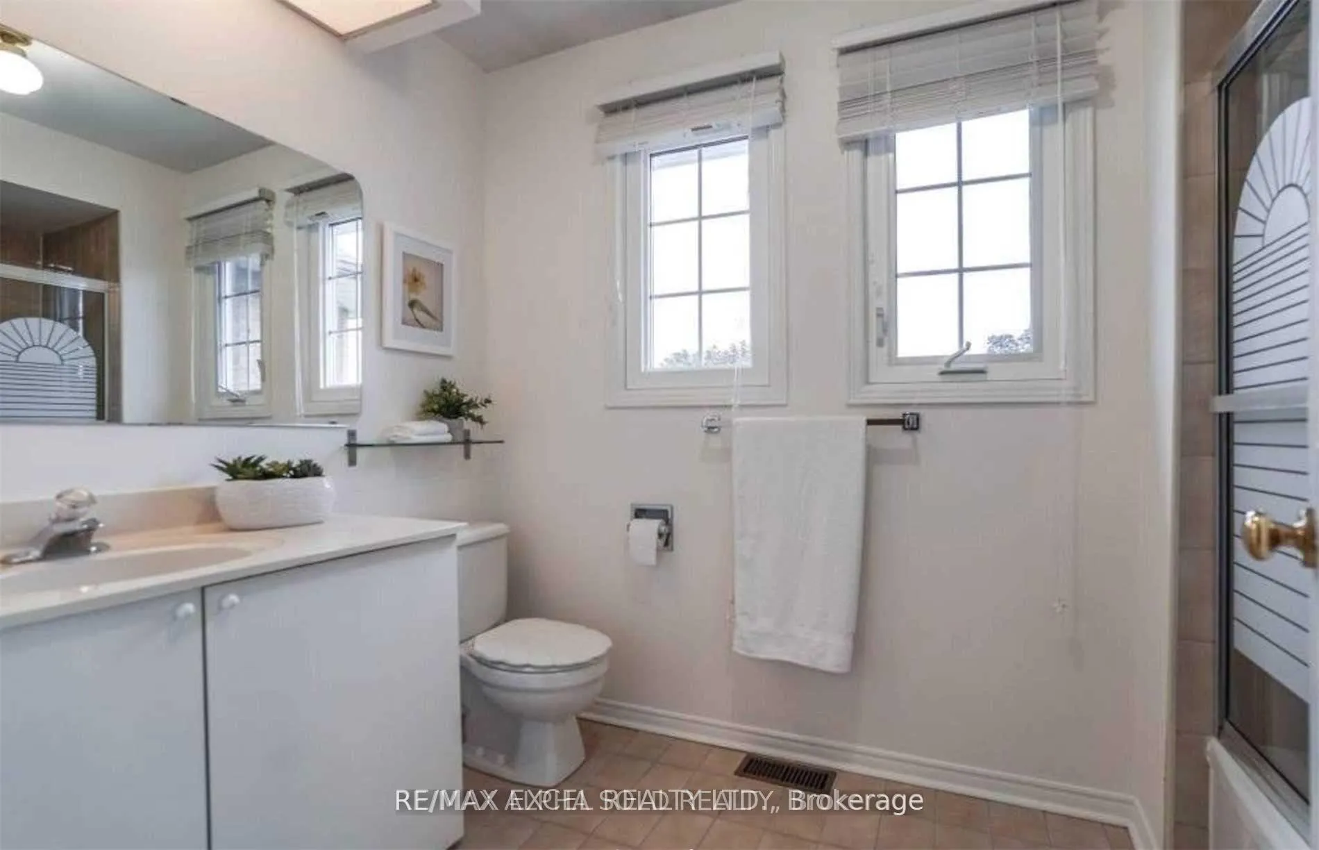 Photo 13 of 59 Dewberry Drive, Markham, Middlefield — HOMEH