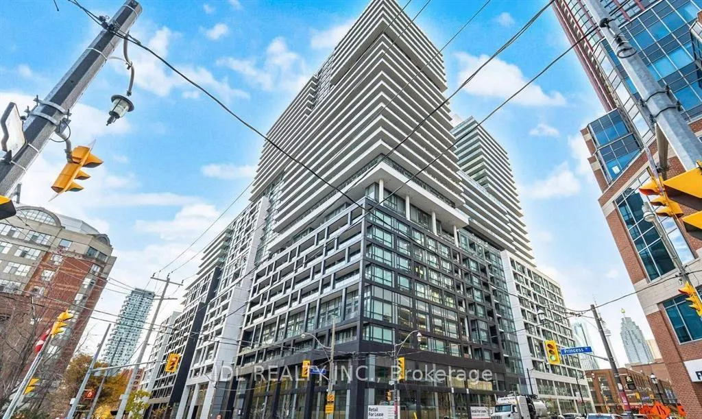Front of Unit 1428, 70 Princess Street