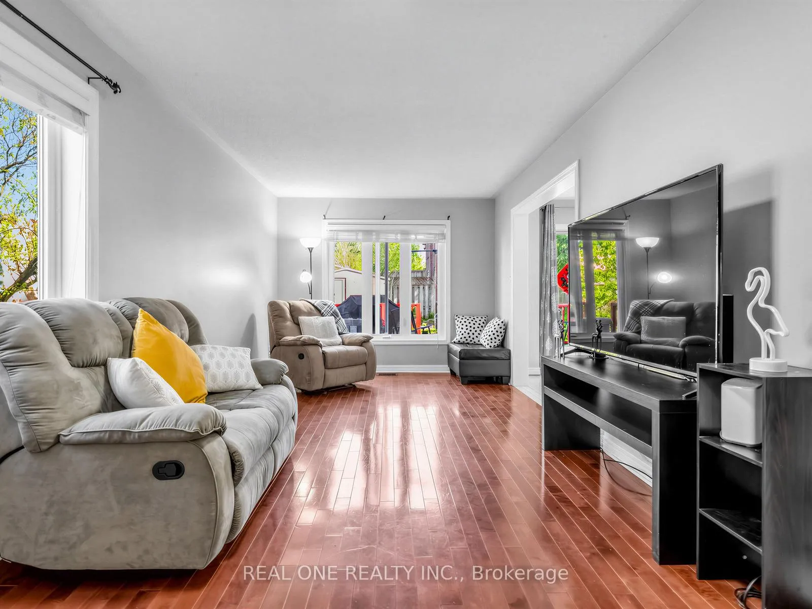Photo 6 of 5849 Chorley Place, Mississauga, Central Erin Mills — HOMEH