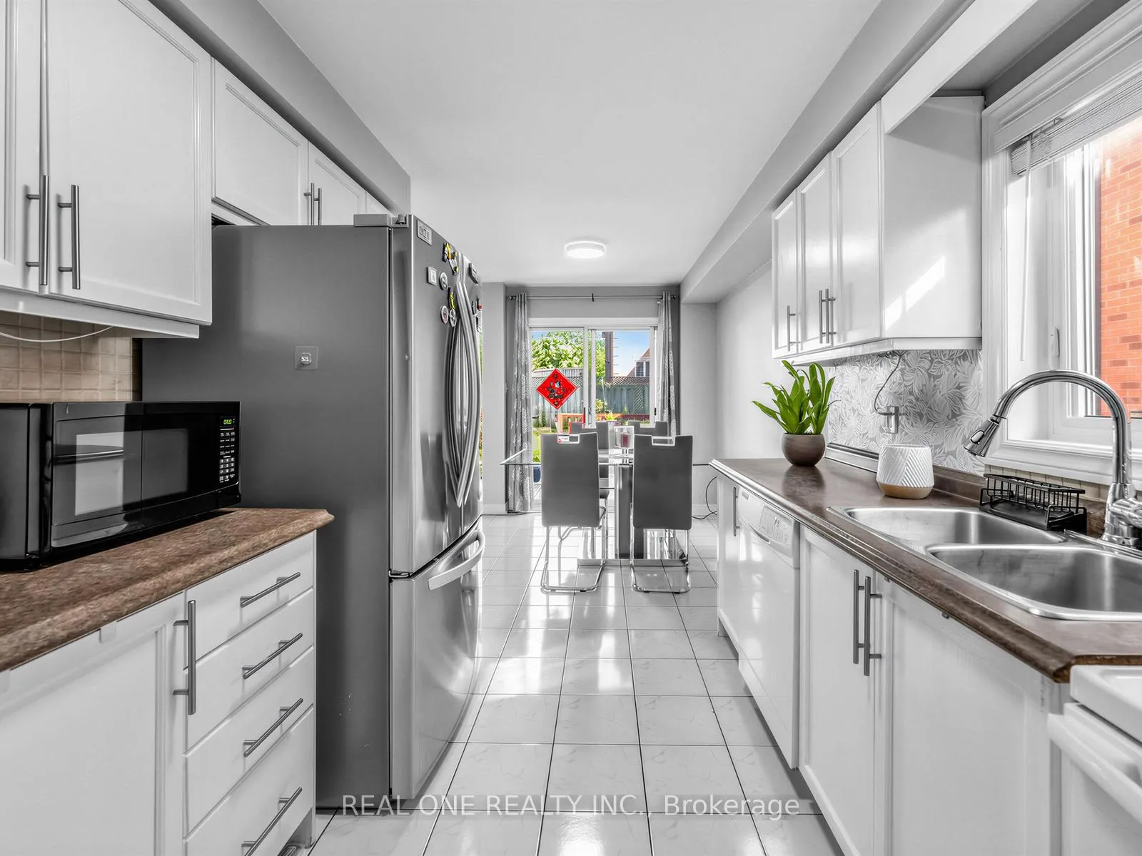Photo 12 of 5849 Chorley Place, Mississauga, Central Erin Mills — HOMEH