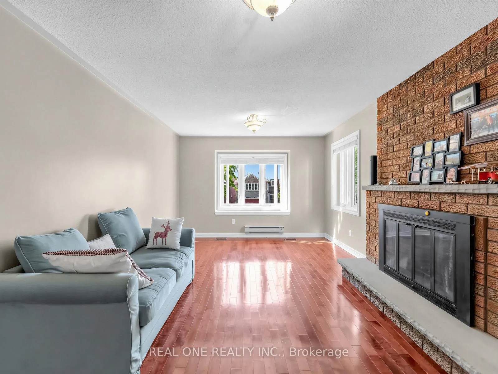 Photo 14 of 5849 Chorley Place, Mississauga, Central Erin Mills — HOMEH
