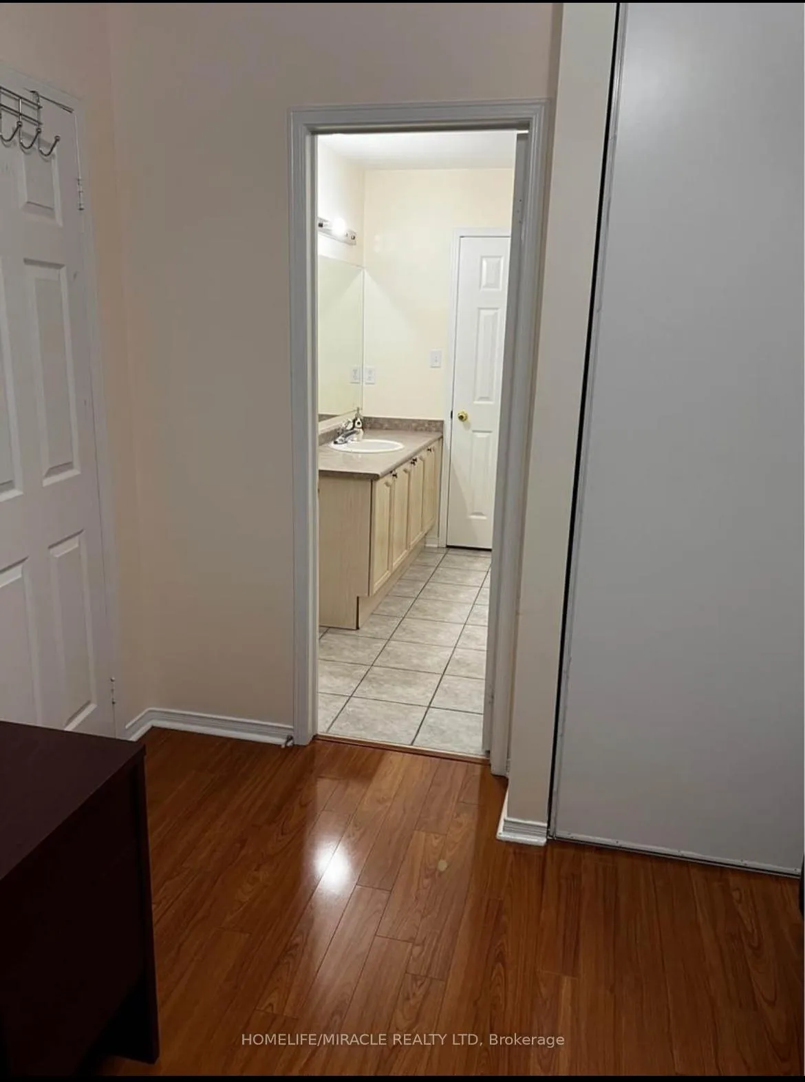 Photo 19 of 115 Tiller Trail, Brampton, Fletcher's Creek Village — HOMEH