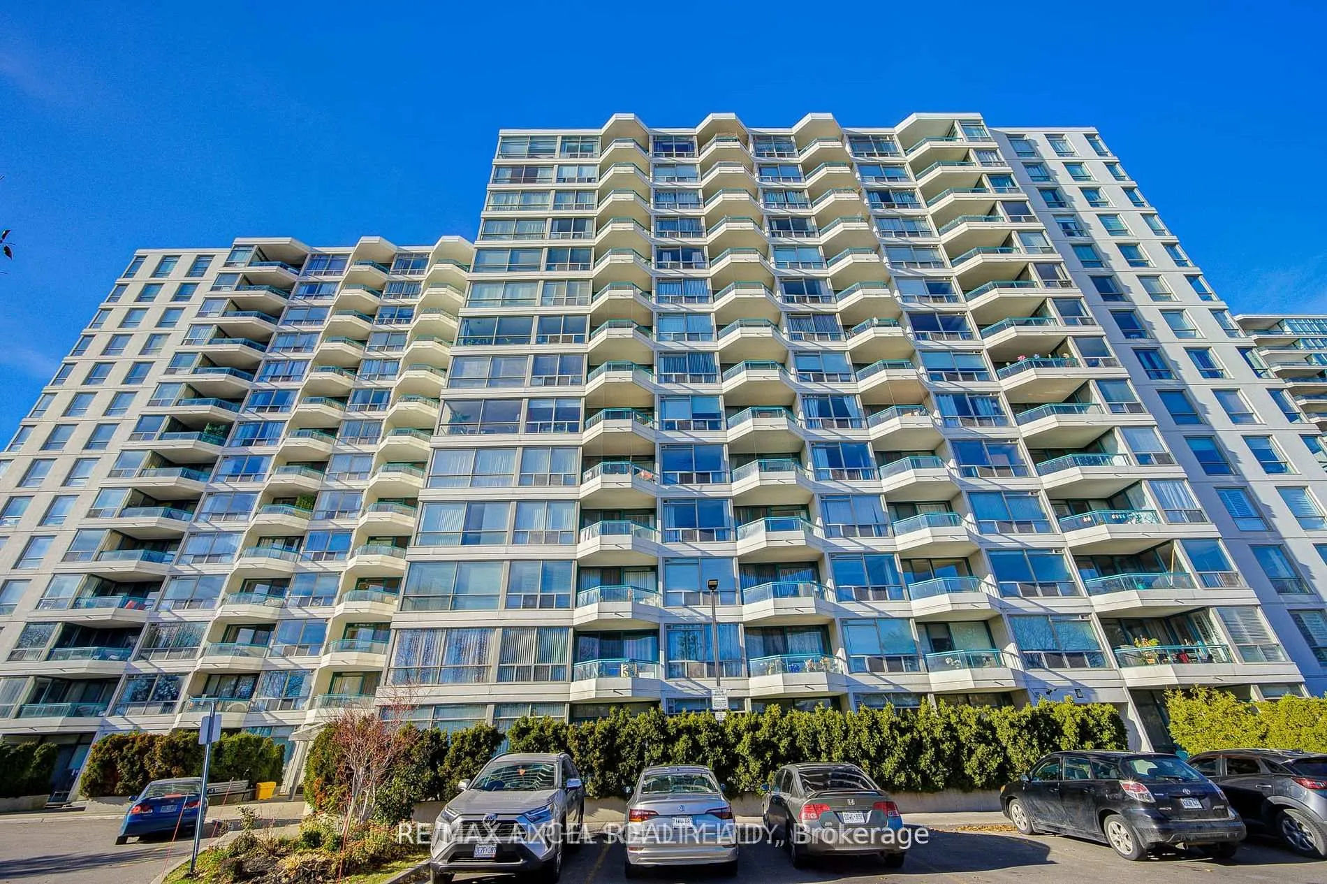 Photo 2 of Unit 303, 4727 Sheppard Avenue E, Scarborough, Agincourt South-Malvern West — HOMEH