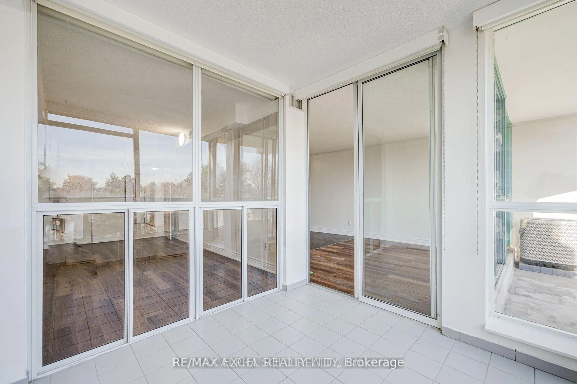 Photo 25 of Unit 303, 4727 Sheppard Avenue E, Scarborough, Agincourt South-Malvern West — HOMEH