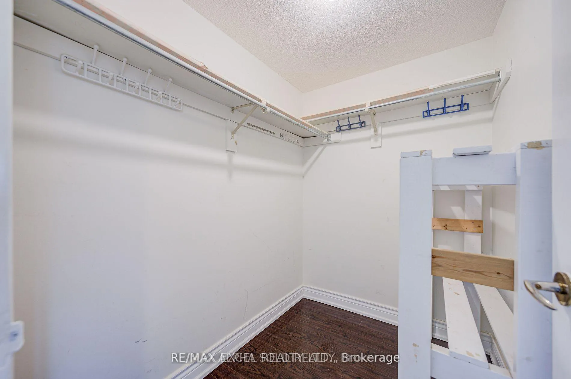 Photo 31 of Unit 303, 4727 Sheppard Avenue E, Scarborough, Agincourt South-Malvern West — HOMEH