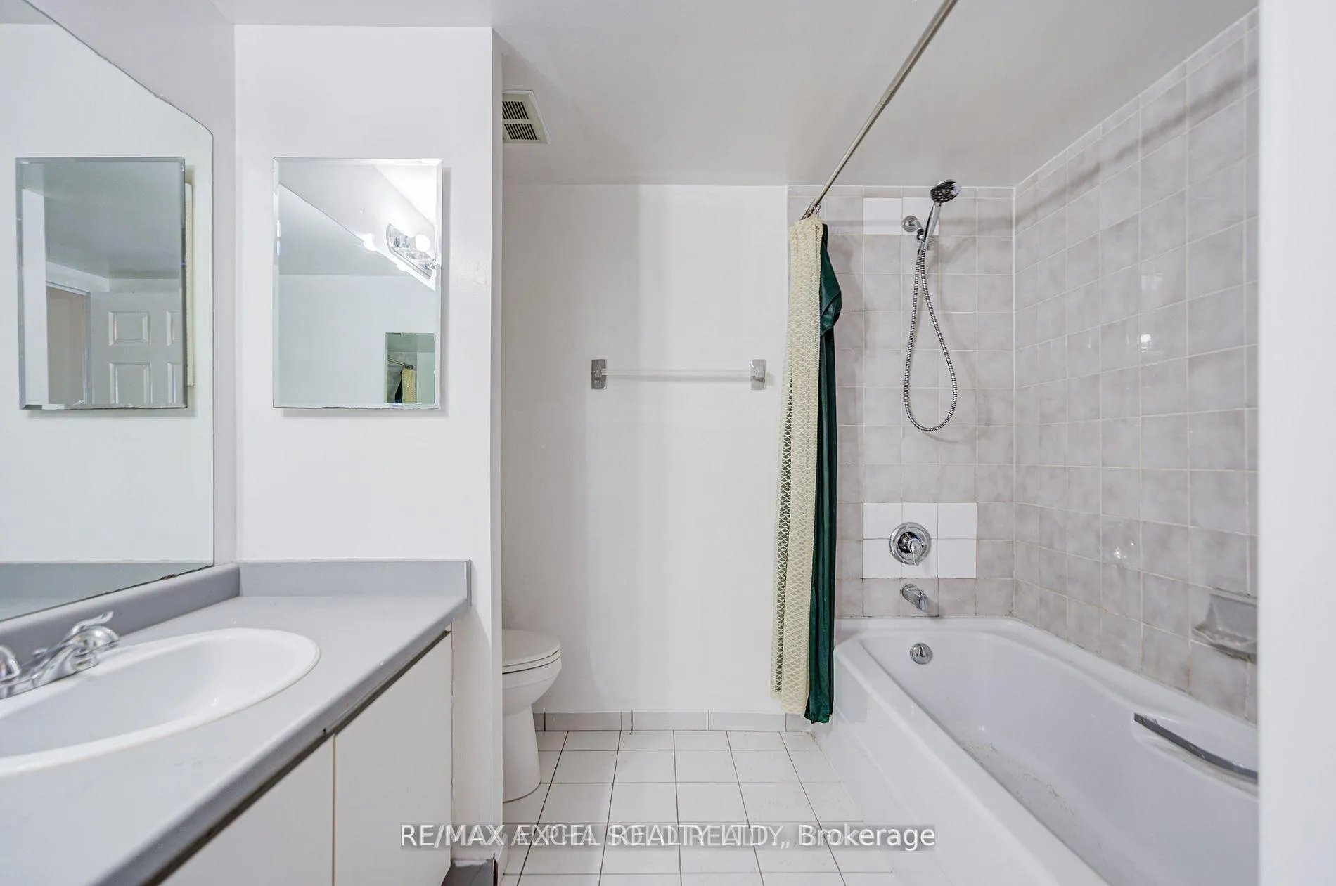 Photo 39 of Unit 303, 4727 Sheppard Avenue E, Scarborough, Agincourt South-Malvern West — HOMEH