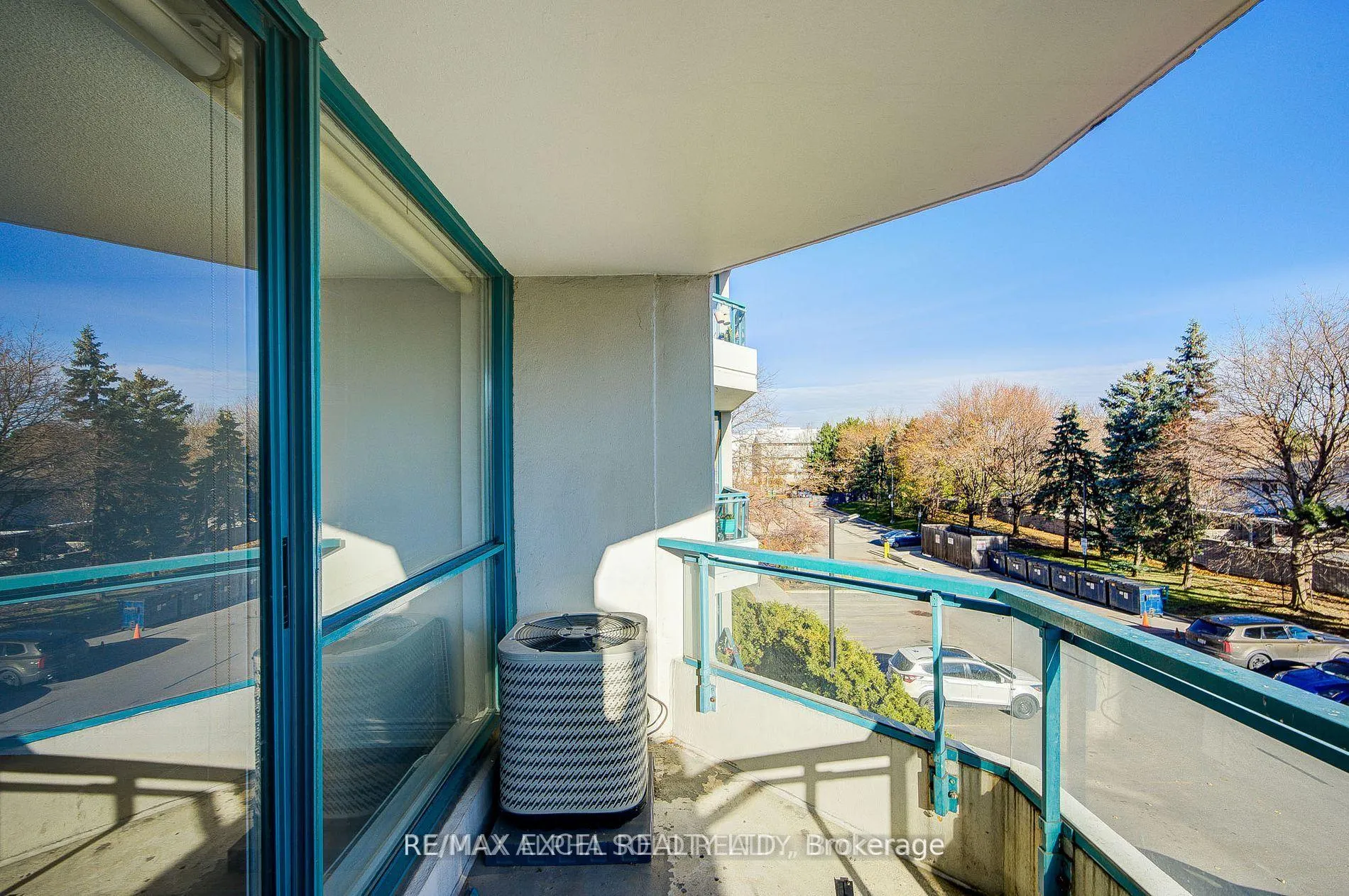 Photo 42 of Unit 303, 4727 Sheppard Avenue E, Scarborough, Agincourt South-Malvern West — HOMEH