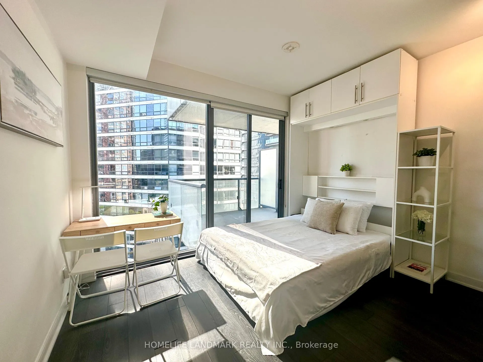 Photo 8 of Unit 1004, 57 St Joseph Street, Toronto, Bay Street Corridor — HOMEH