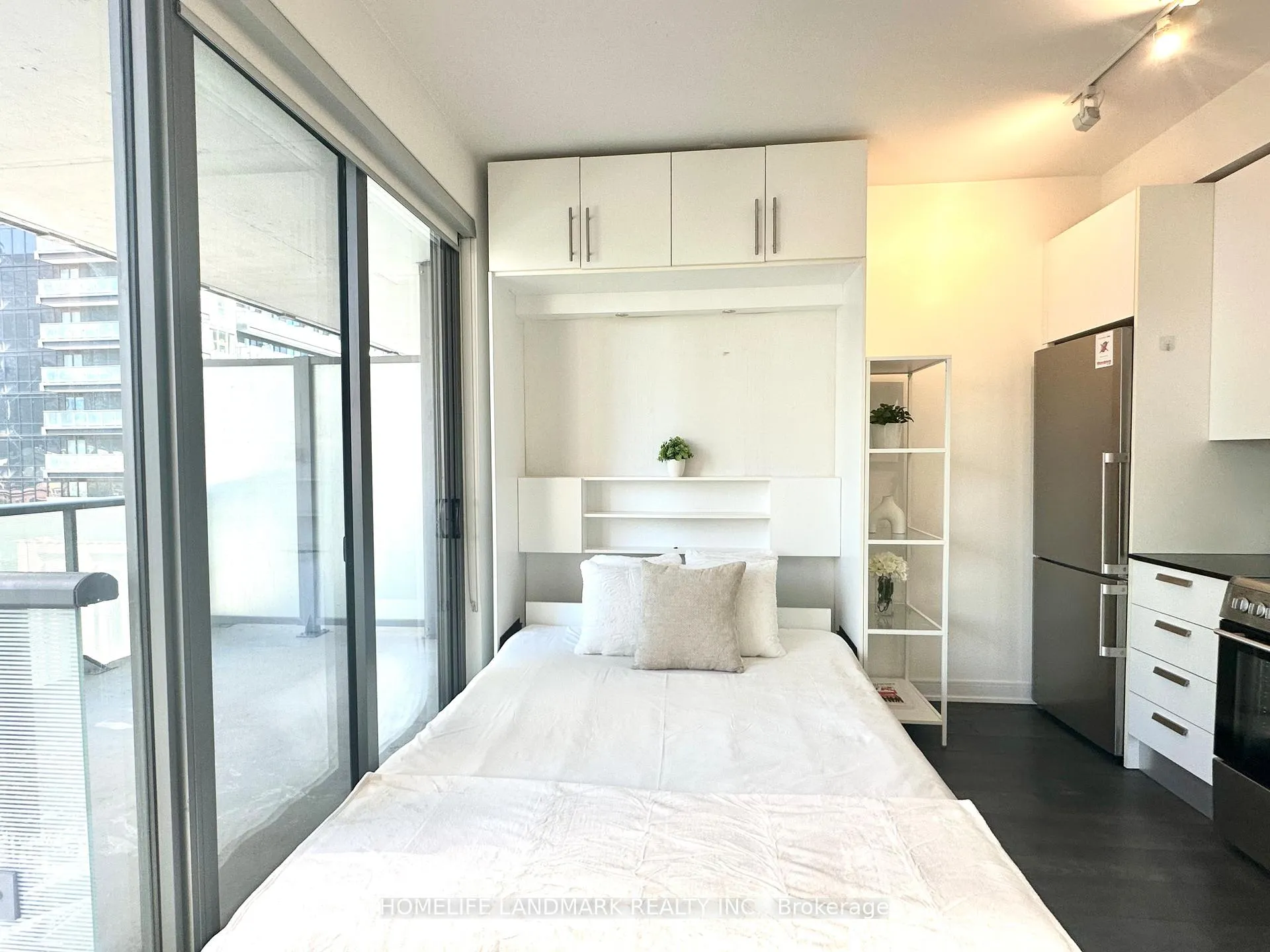 Photo 10 of Unit 1004, 57 St Joseph Street, Toronto, Bay Street Corridor — HOMEH