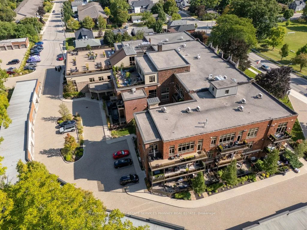 Photo 15 of Unit 204, 397 King Street W, Hamilton, Cootes Paradise — HOMEH