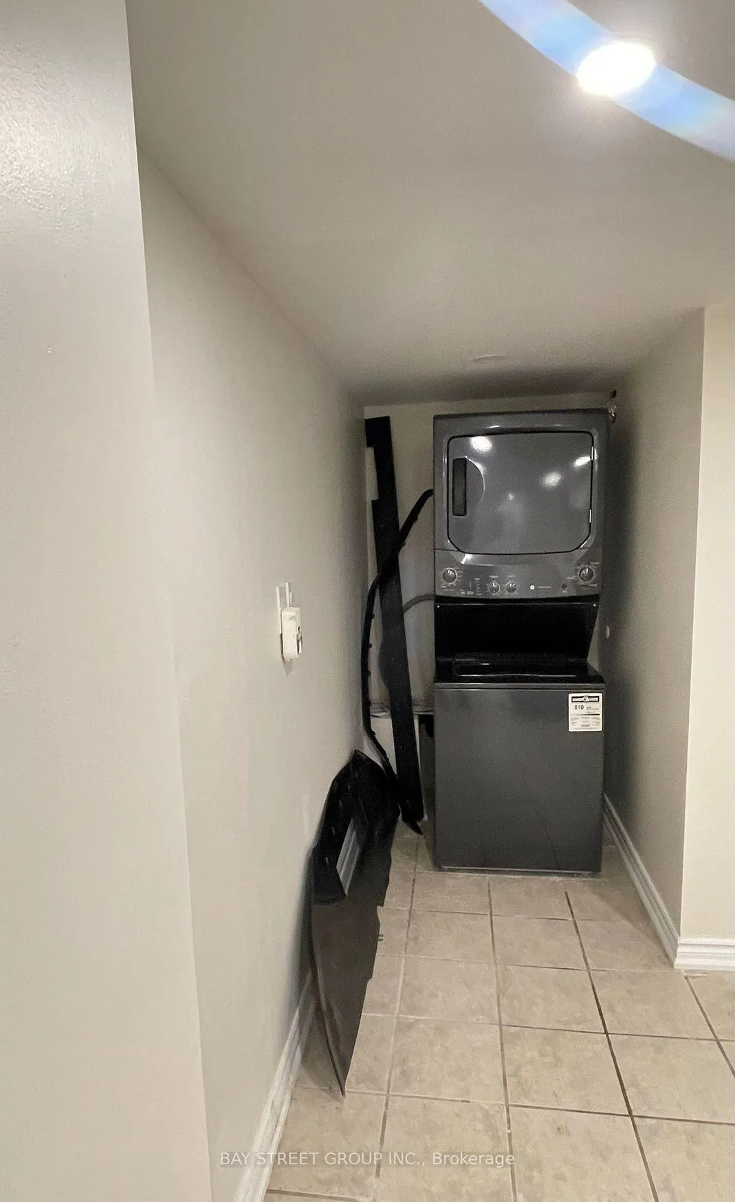 Photo 7 of 148 Trail Ridge Lane, Markham, Berczy — HOMEH