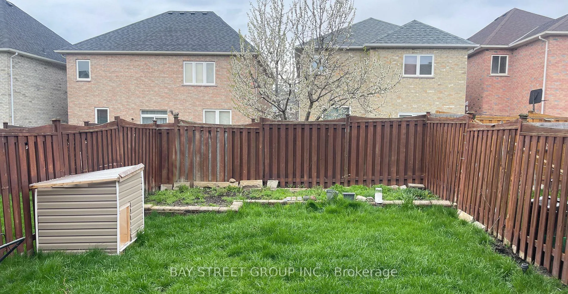 Photo 9 of 148 Trail Ridge Lane, Markham, Berczy — HOMEH