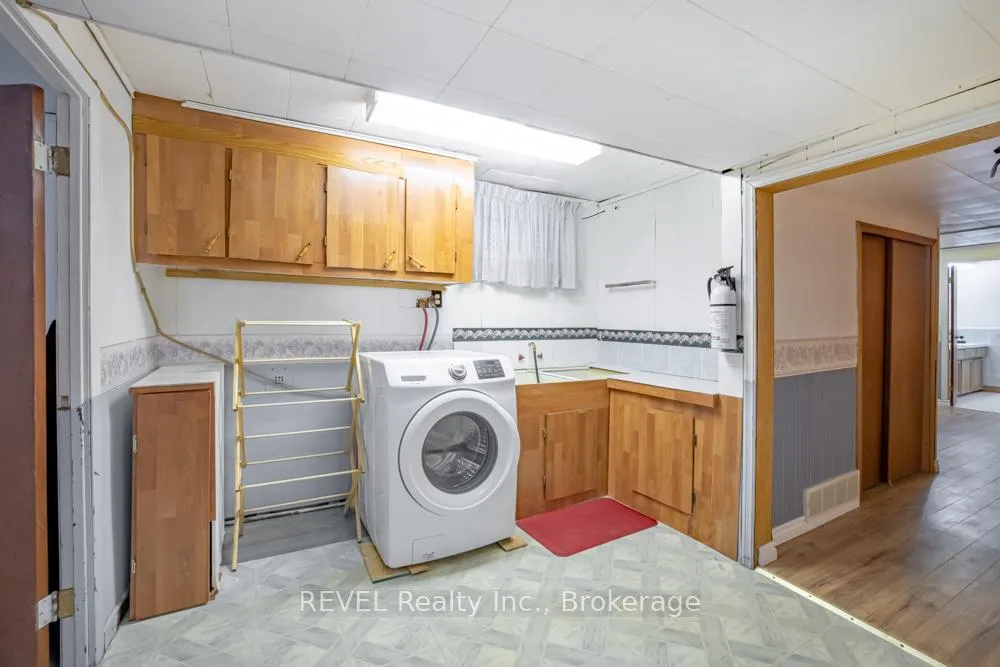 Photo 29 of 20 Glencairn Drive, St. Catharines, Bunting/Linwell — HOMEH