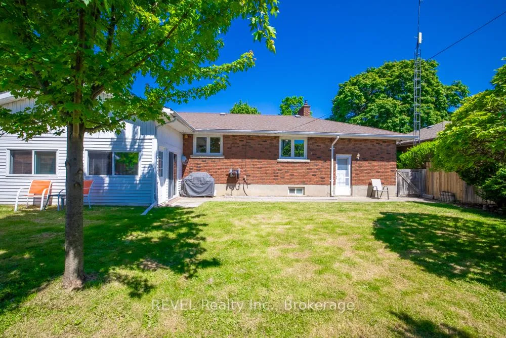 Photo 40 of 20 Glencairn Drive, St. Catharines, Bunting/Linwell — HOMEH