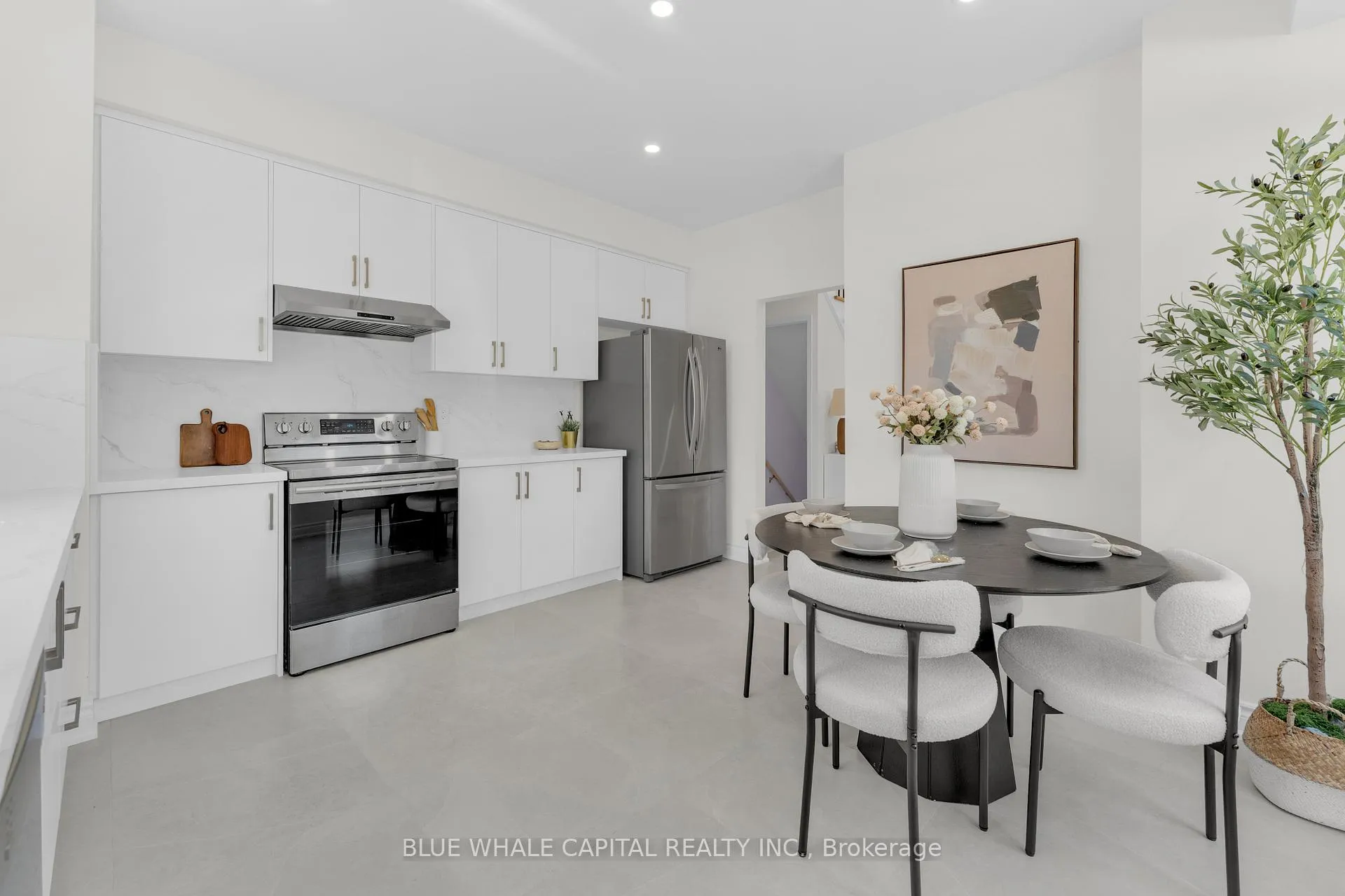 Photo 7 of 149 Bur Oak Avenue, Markham, Berczy — HOMEH