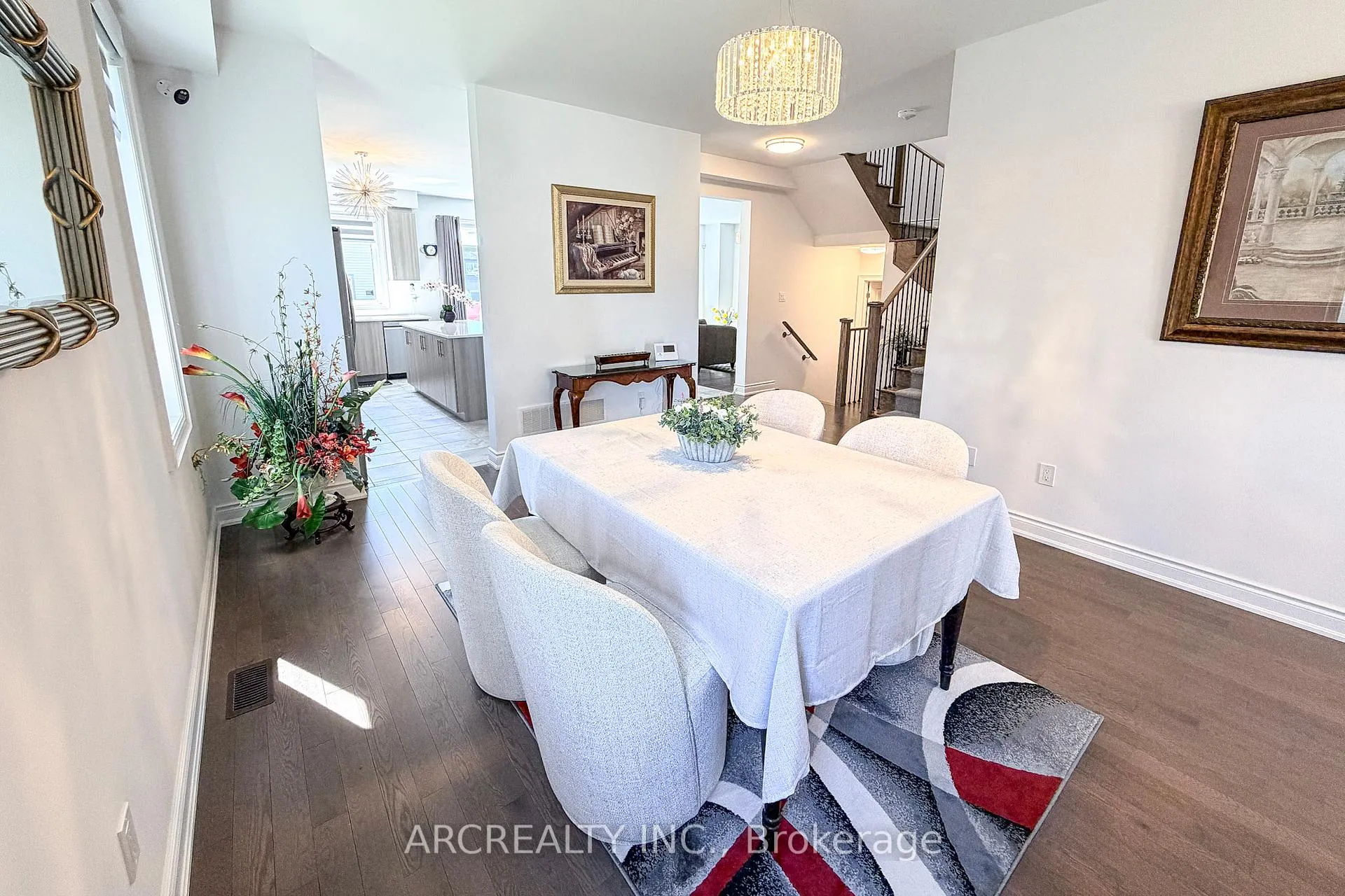 Photo 6 of 18 Emerald Street, Wasaga Beach — HOMEH