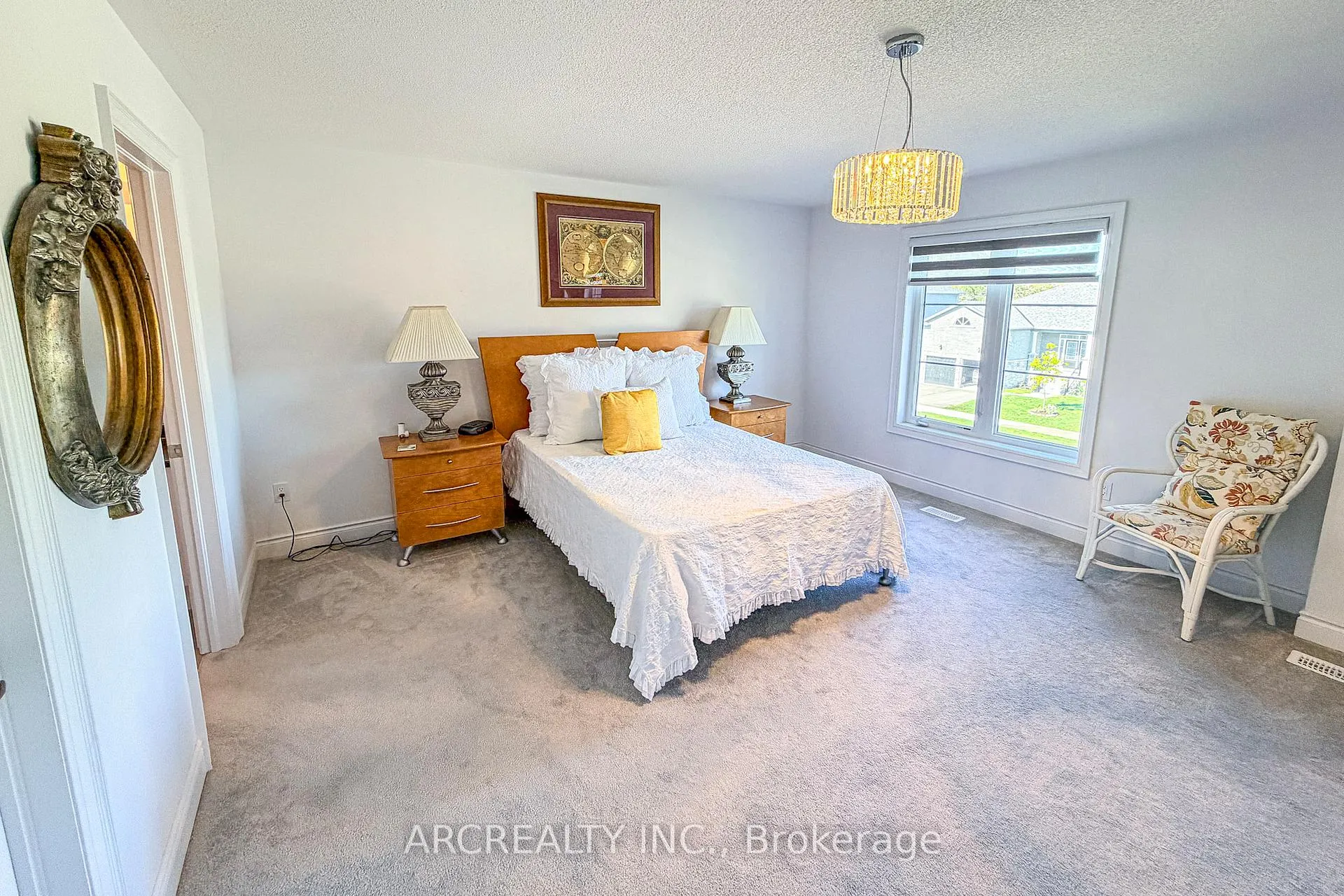Photo 23 of 18 Emerald Street, Wasaga Beach — HOMEH
