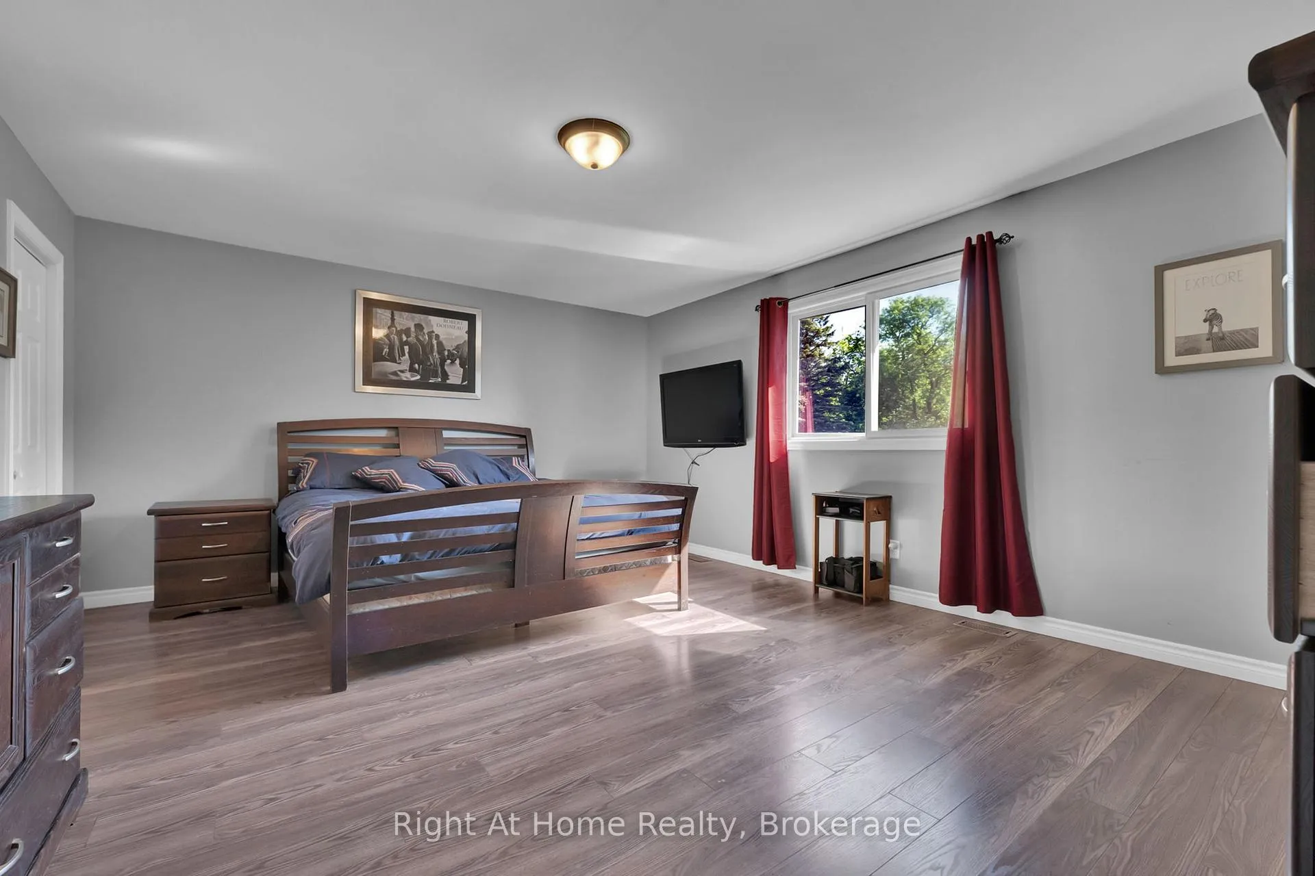 Photo 17 of 5751 Main Street, Clarington, Orono — HOMEH