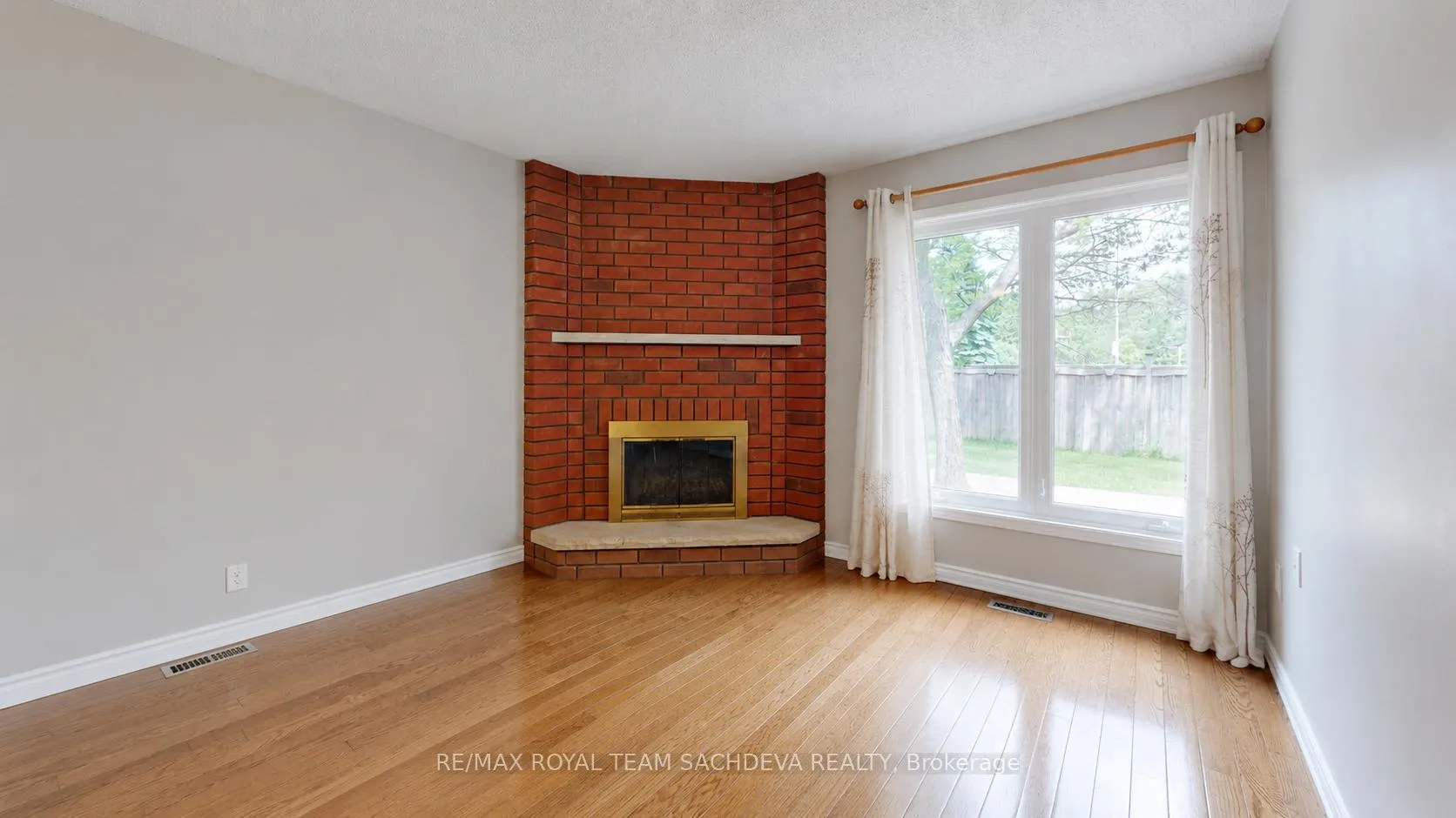 Photo 9 of 1614 Melman Street, Pickering, Brock Ridge — HOMEH