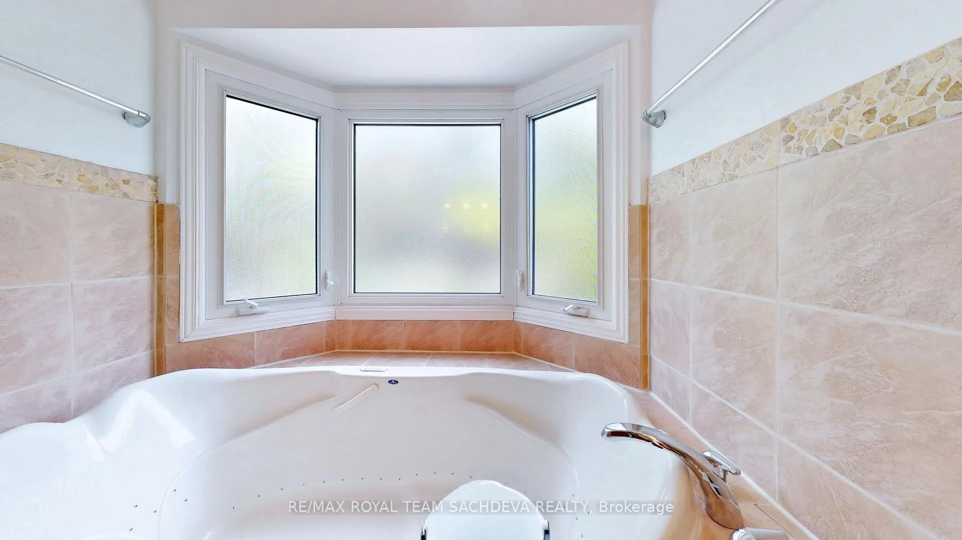 Photo 26 of 1614 Melman Street, Pickering, Brock Ridge — HOMEH