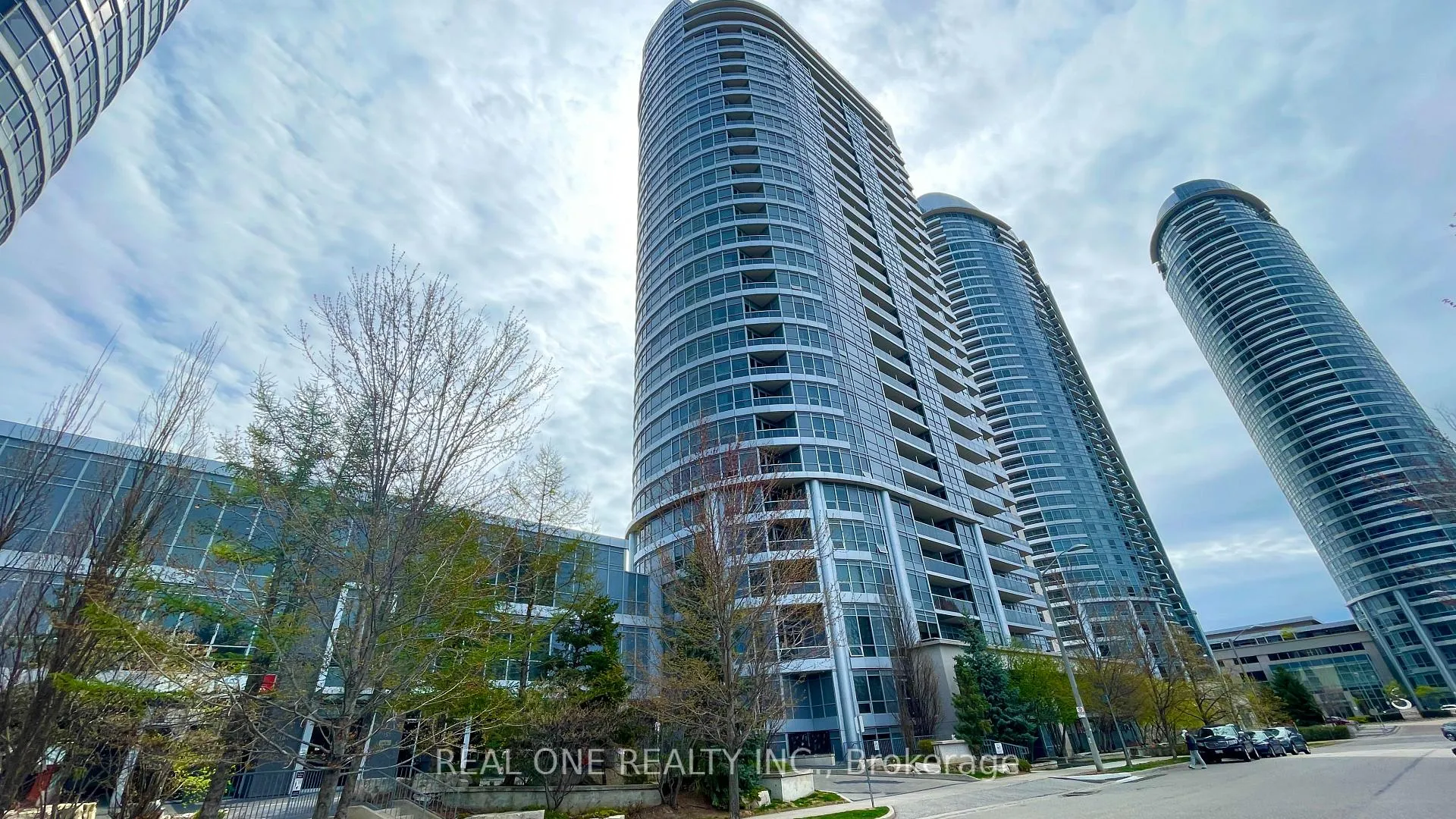 Front of Unit 2509, 151 Village Green Square