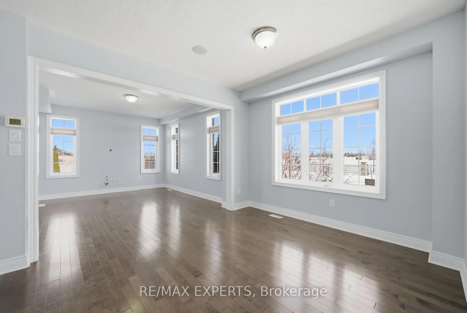 Photo 7 of 76 Forsyth Crescent, Barrie, West Bayfield — HOMEH