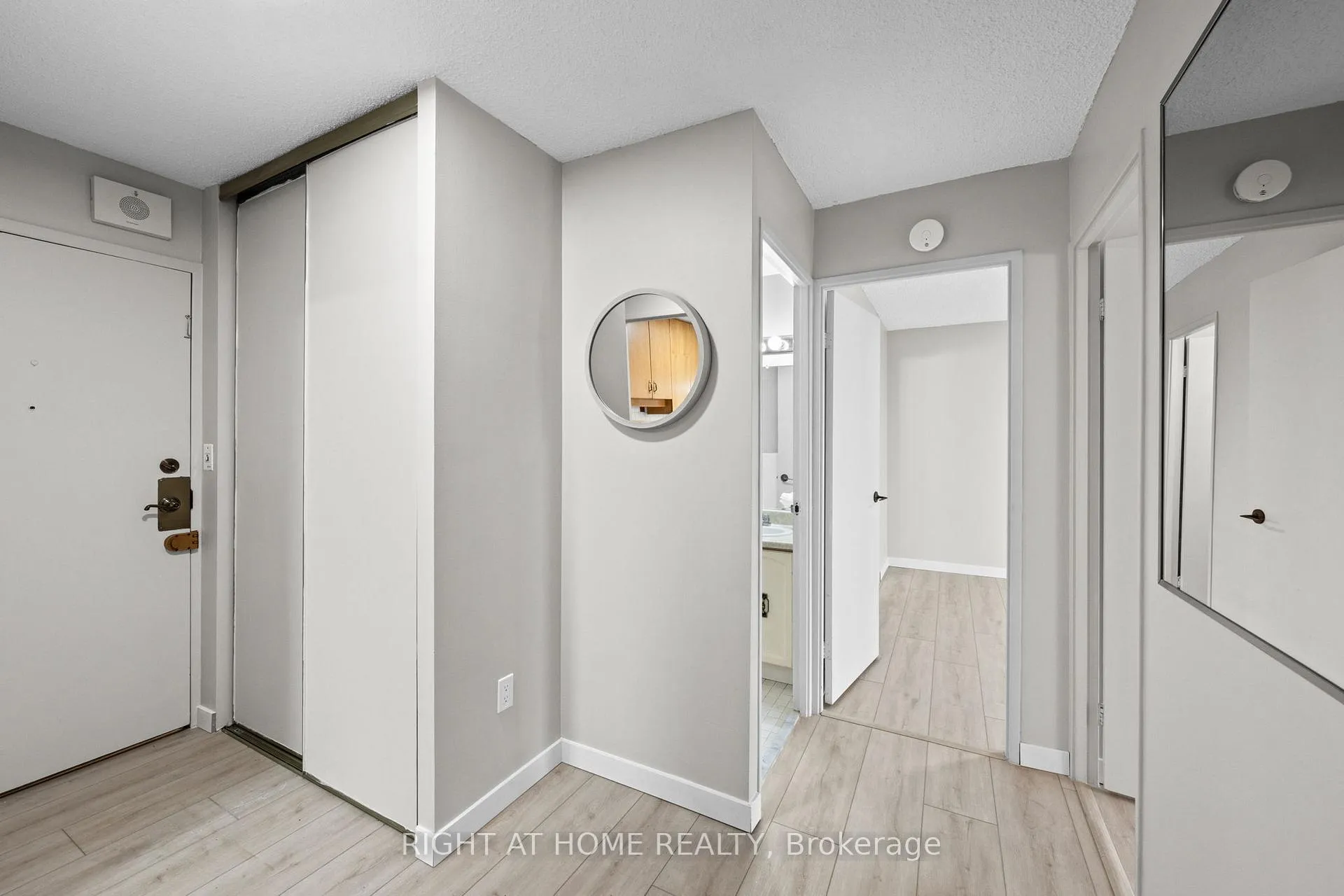 Photo 19 of Unit 507, 1025 Richmond Road, Ottawa, Woodroffe — HOMEH
