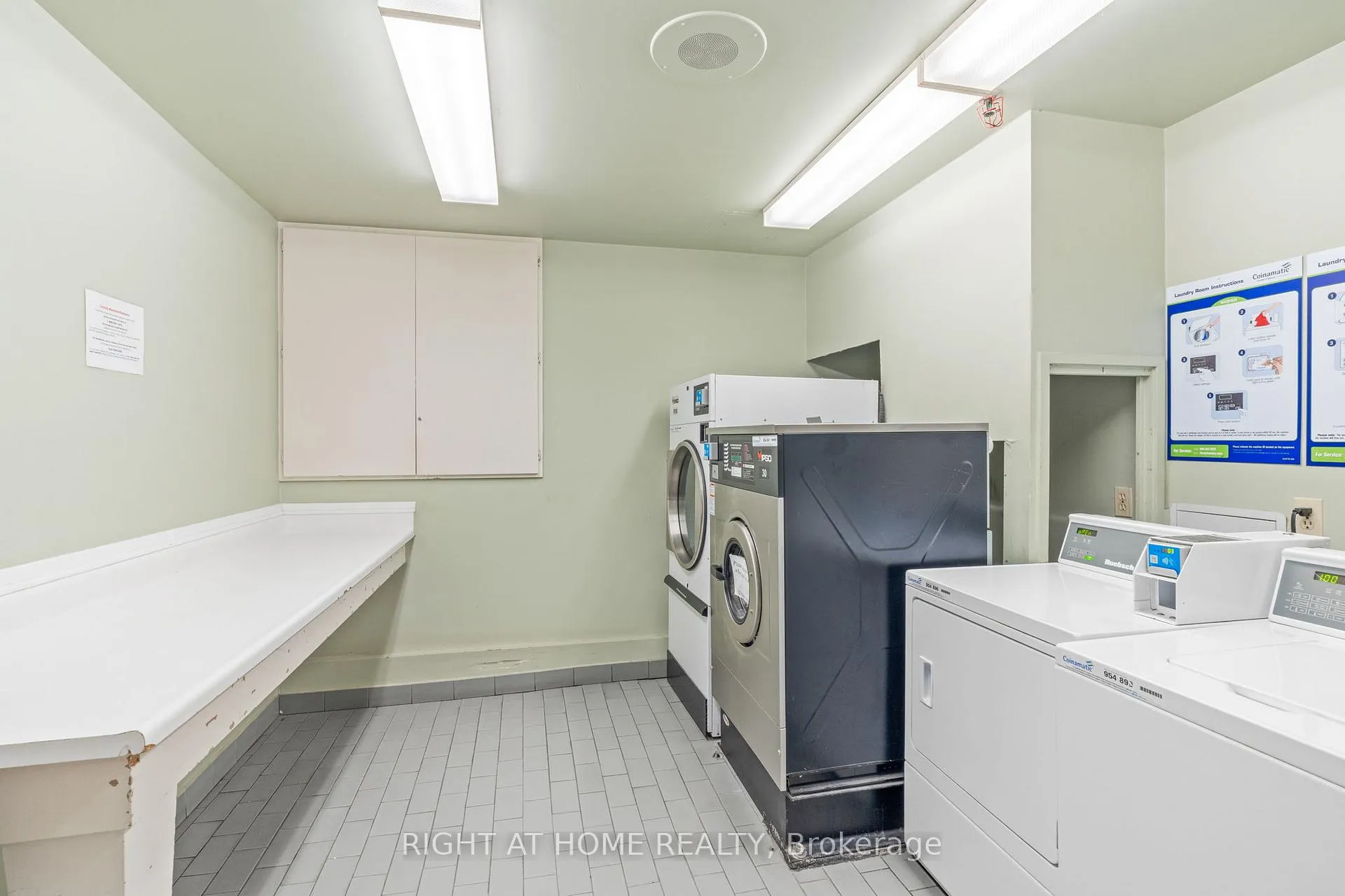Photo 33 of Unit 507, 1025 Richmond Road, Ottawa, Woodroffe — HOMEH